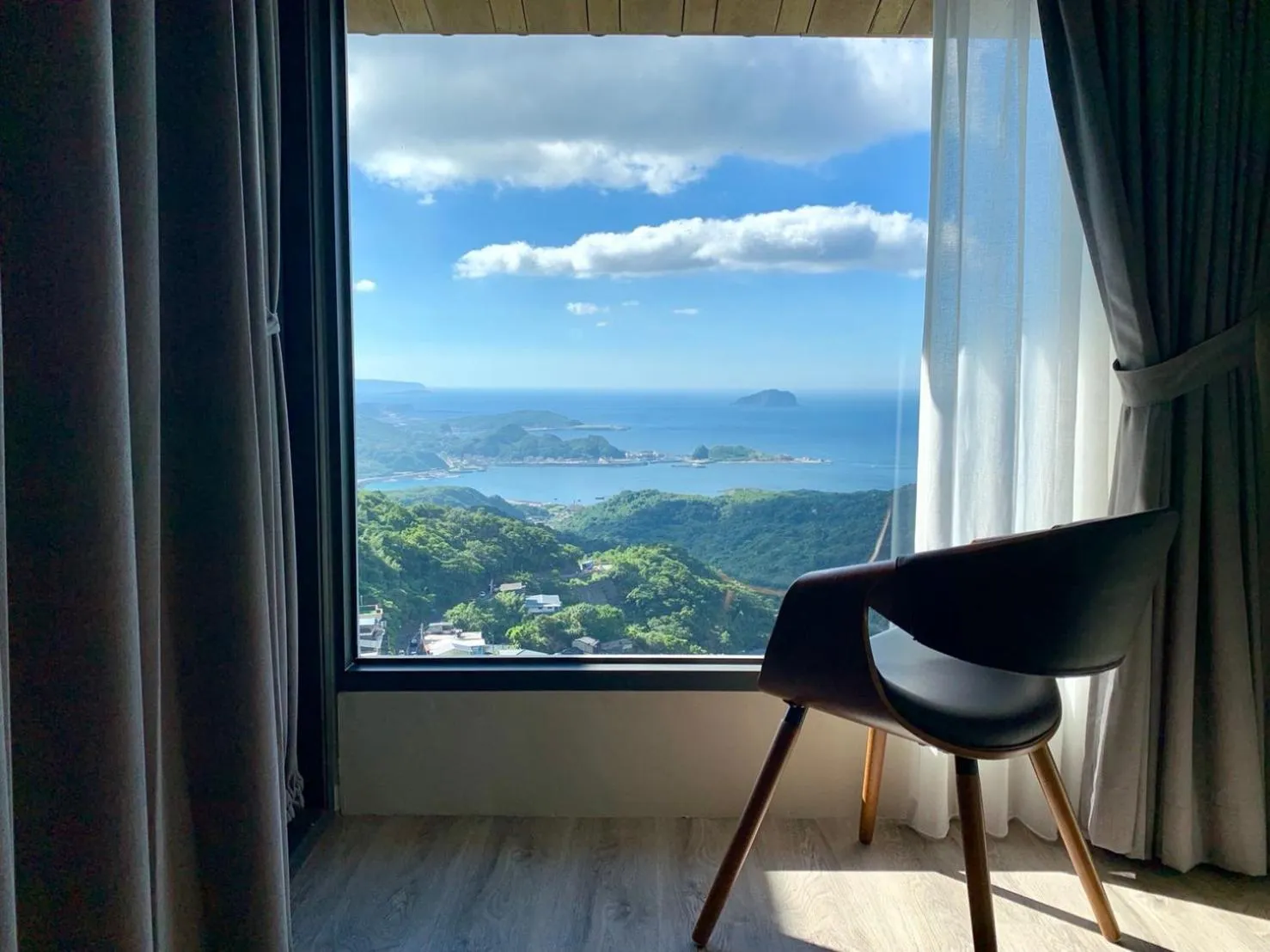 Day in Something Easy Inn