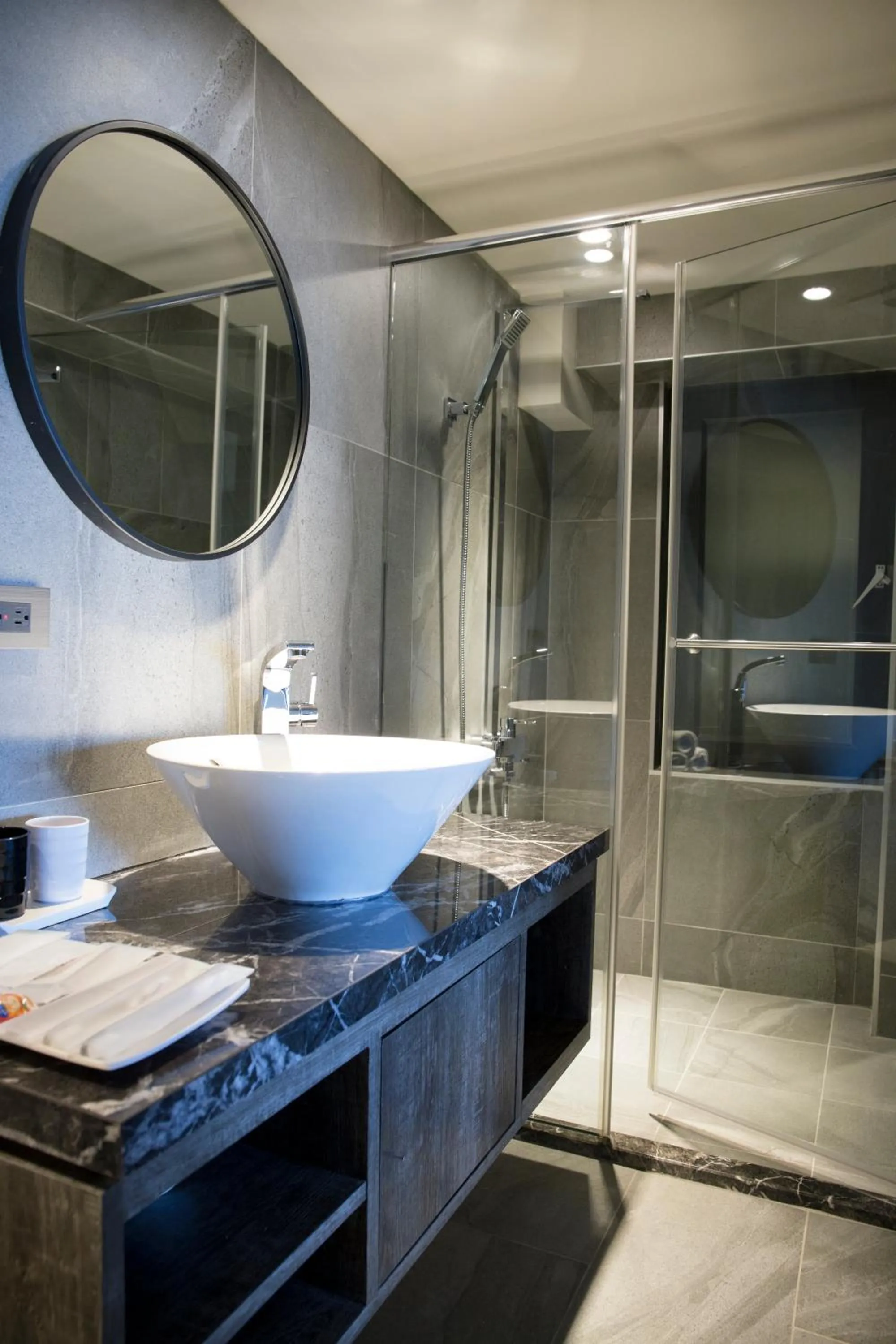 Shower in Something Easy Inn