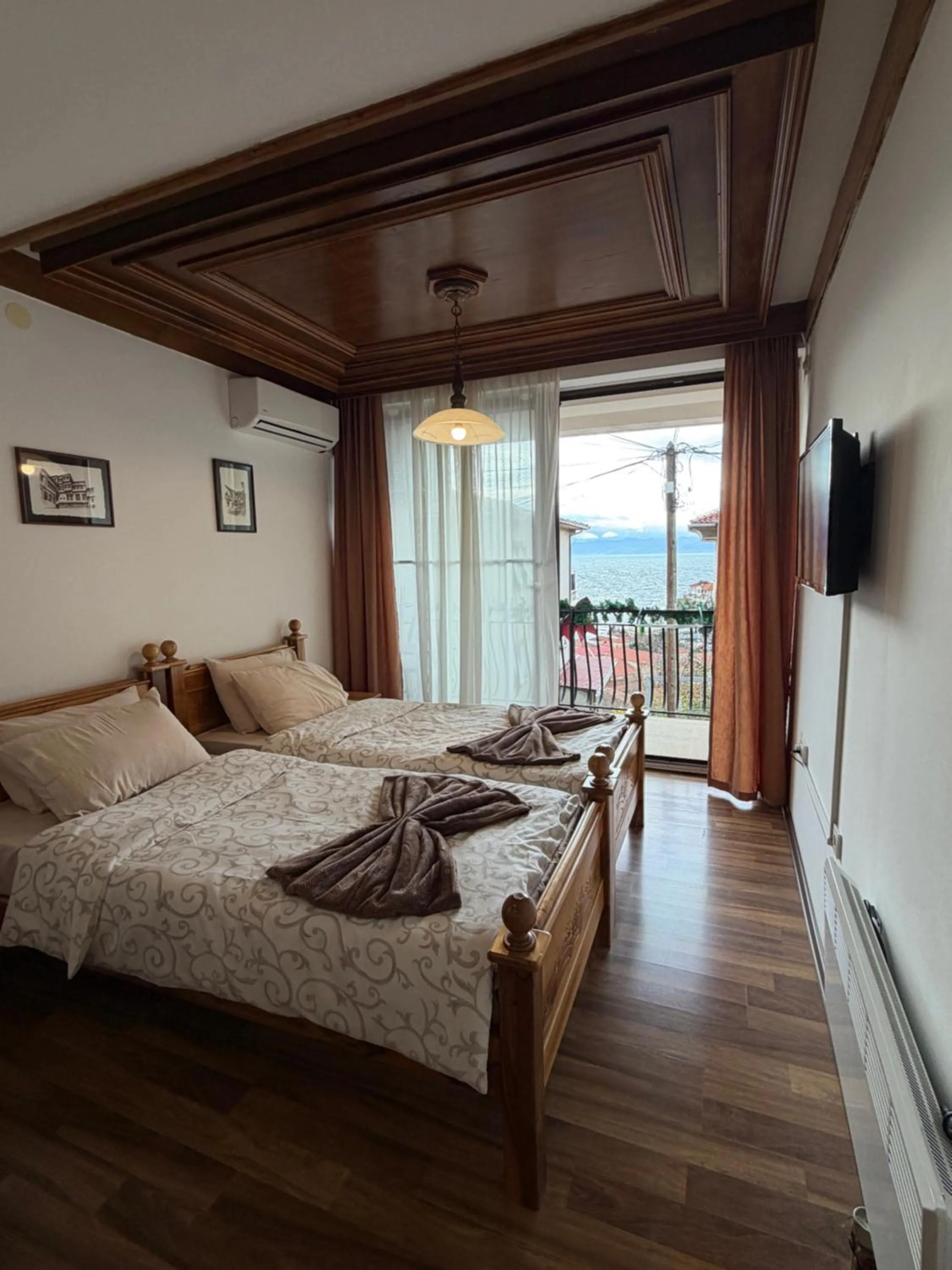 Bed in Villa Srma OHRİD