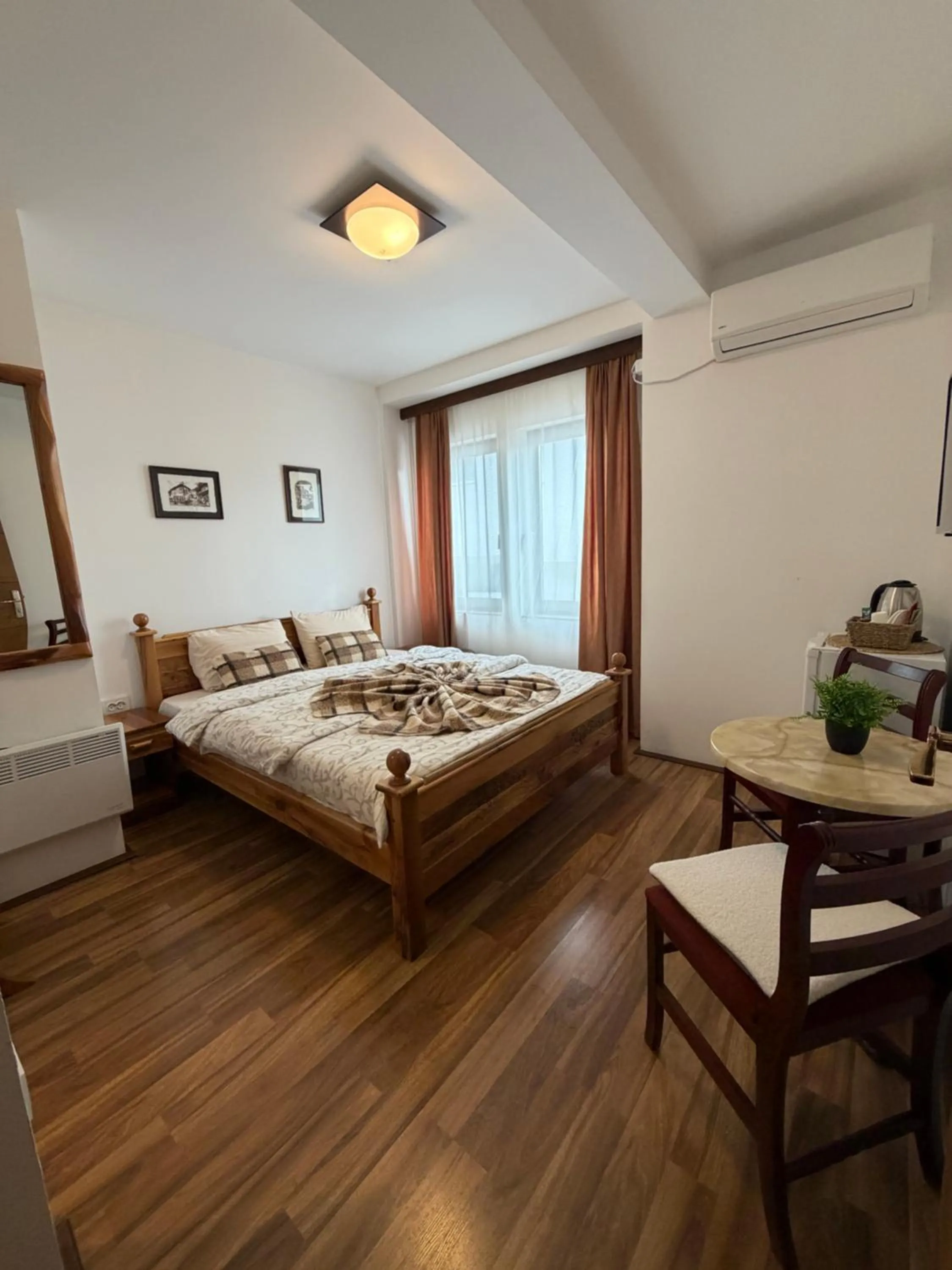 Bed in Villa Srma OHRİD