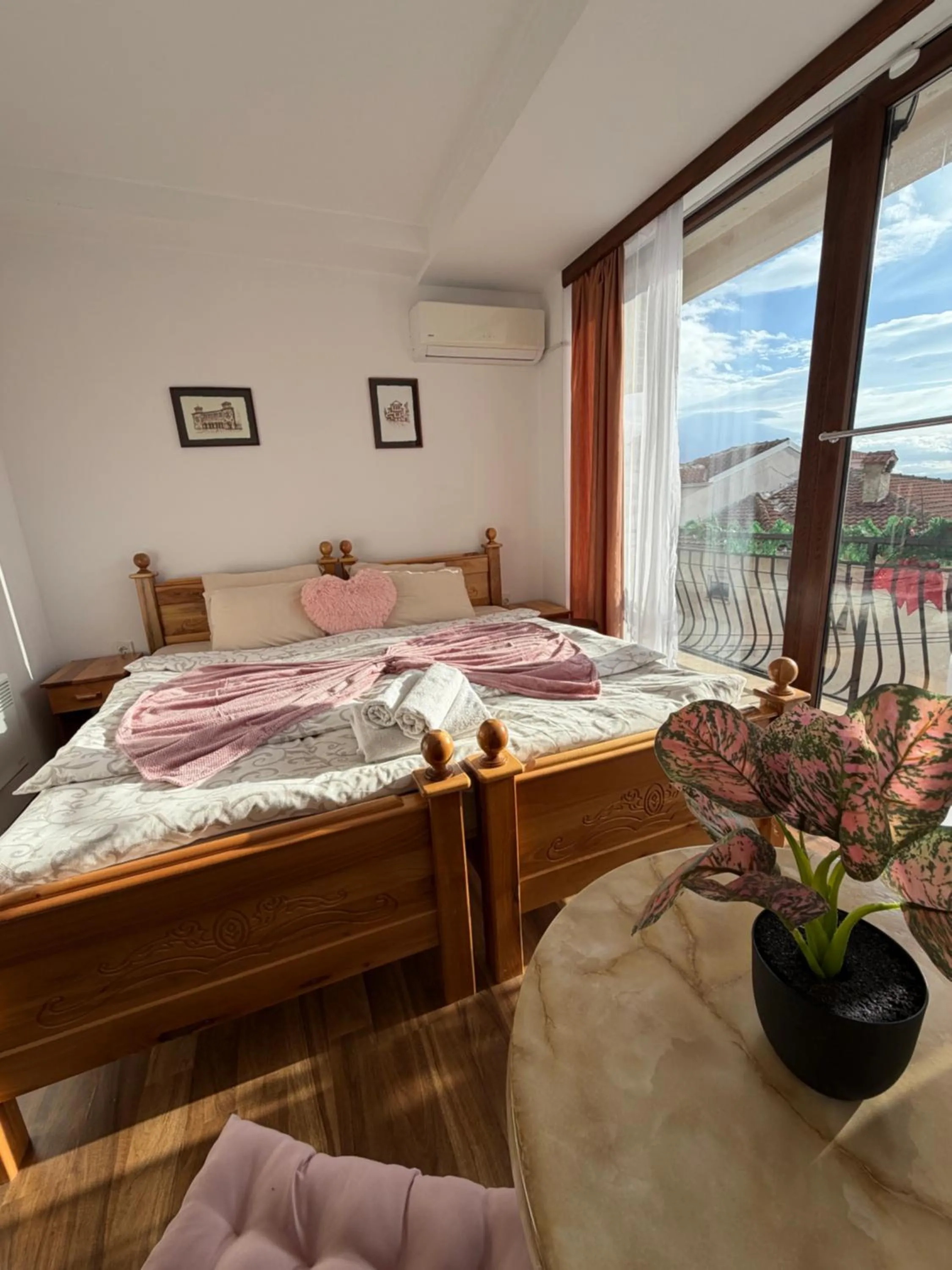 Bed in Villa Srma OHRİD