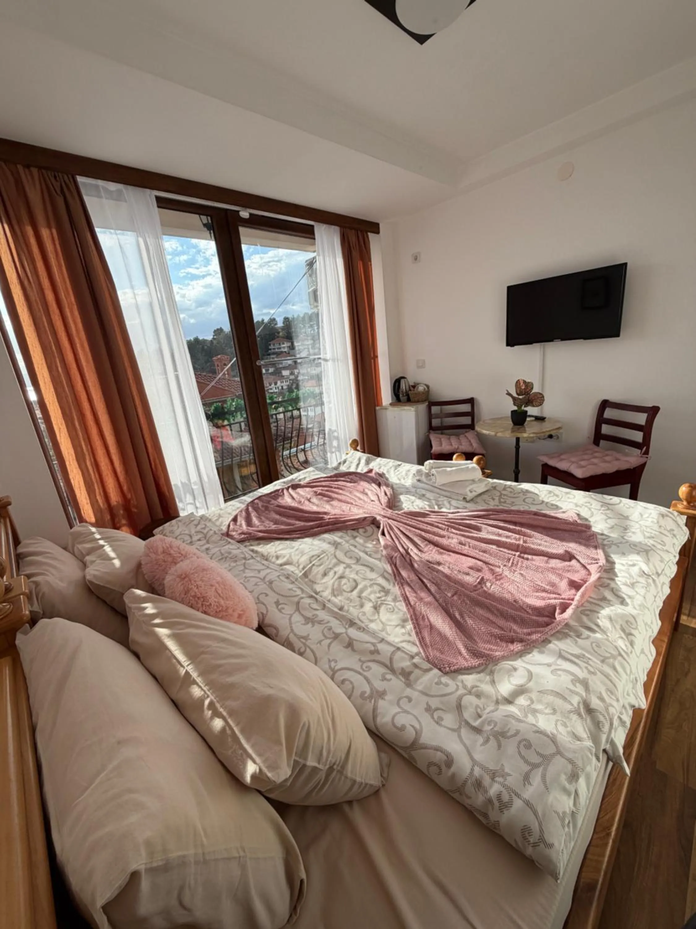 Bed in Villa Srma OHRİD