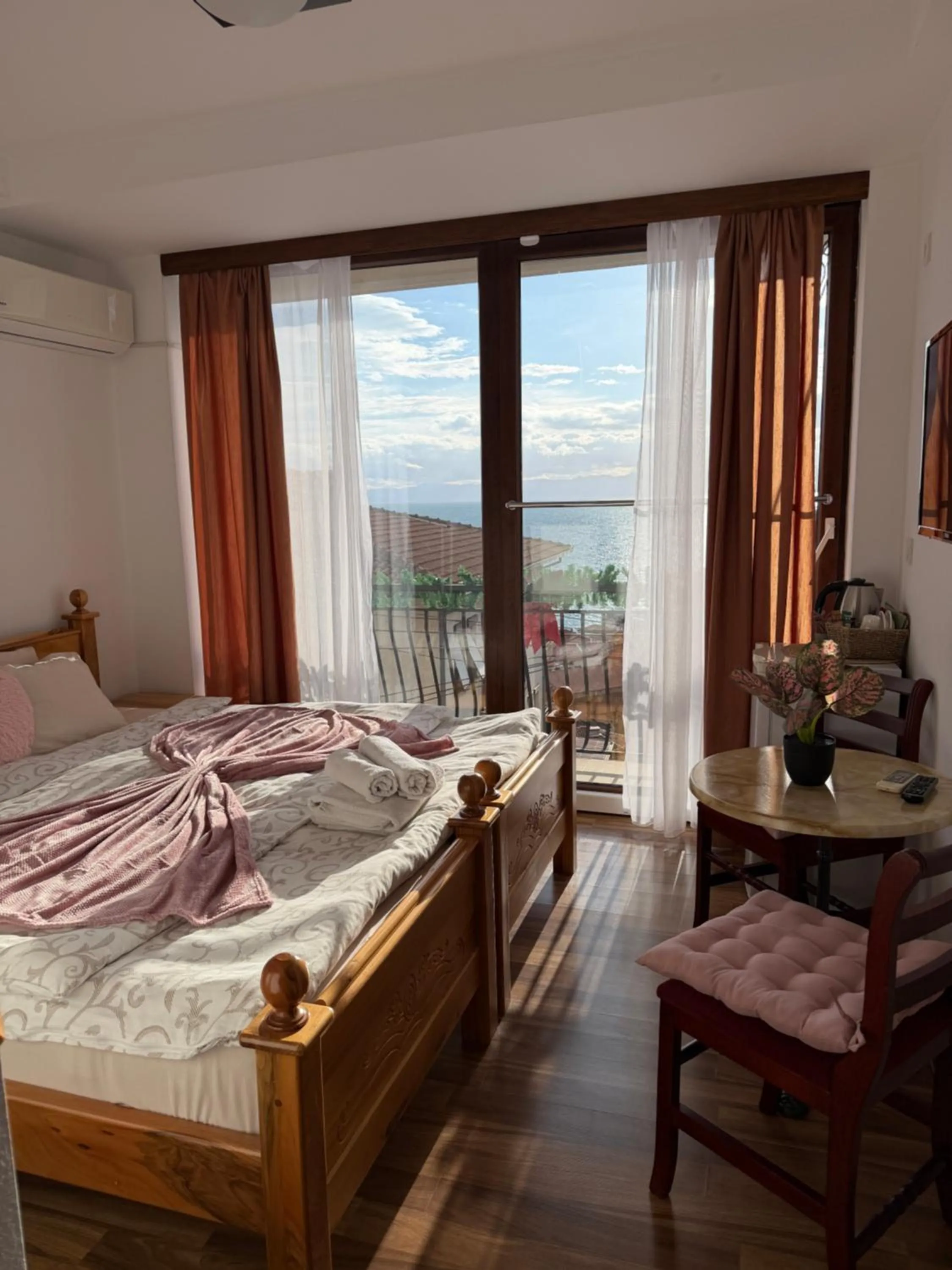 Bed in Villa Srma OHRİD