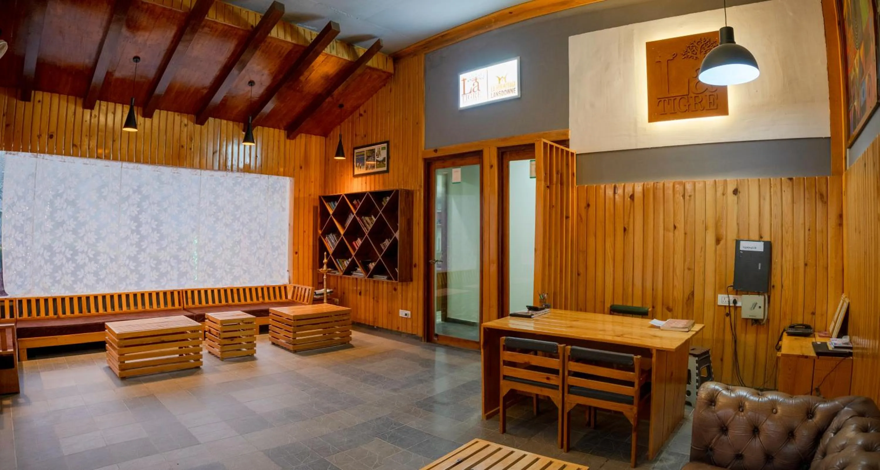 Restaurant/places to eat in LaTigre Resort