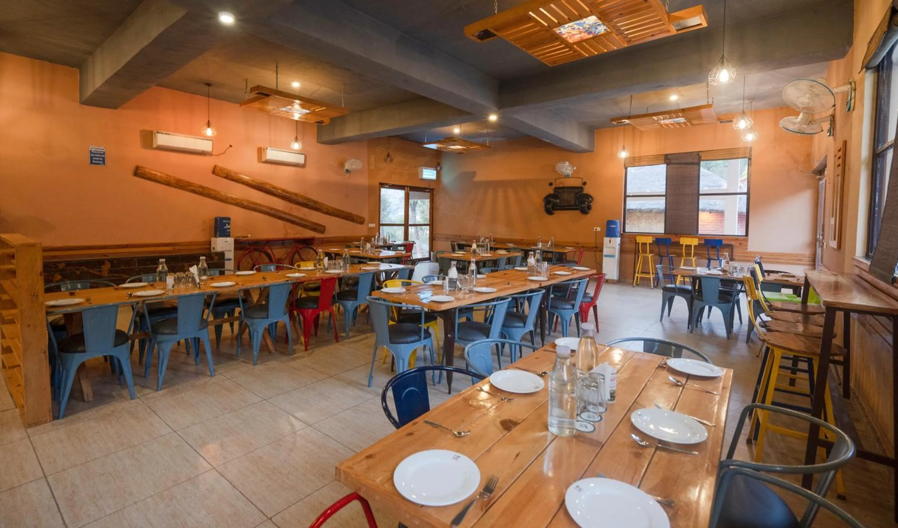 Restaurant/places to eat in LaTigre Resort