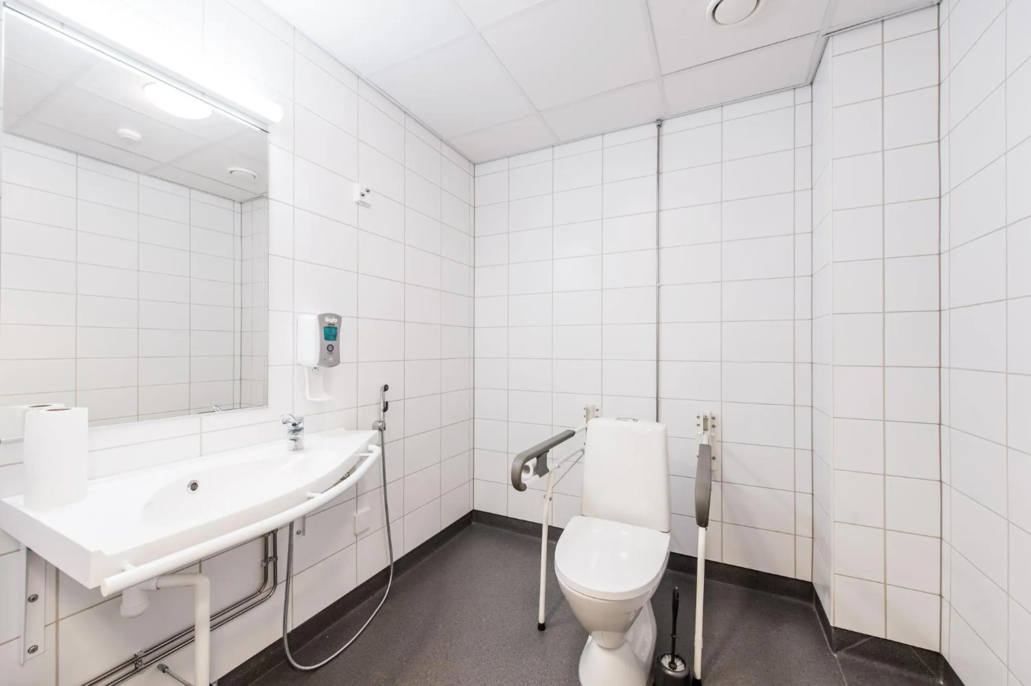 Bathroom in Forenom Aparthotel Espoo Leppävaara