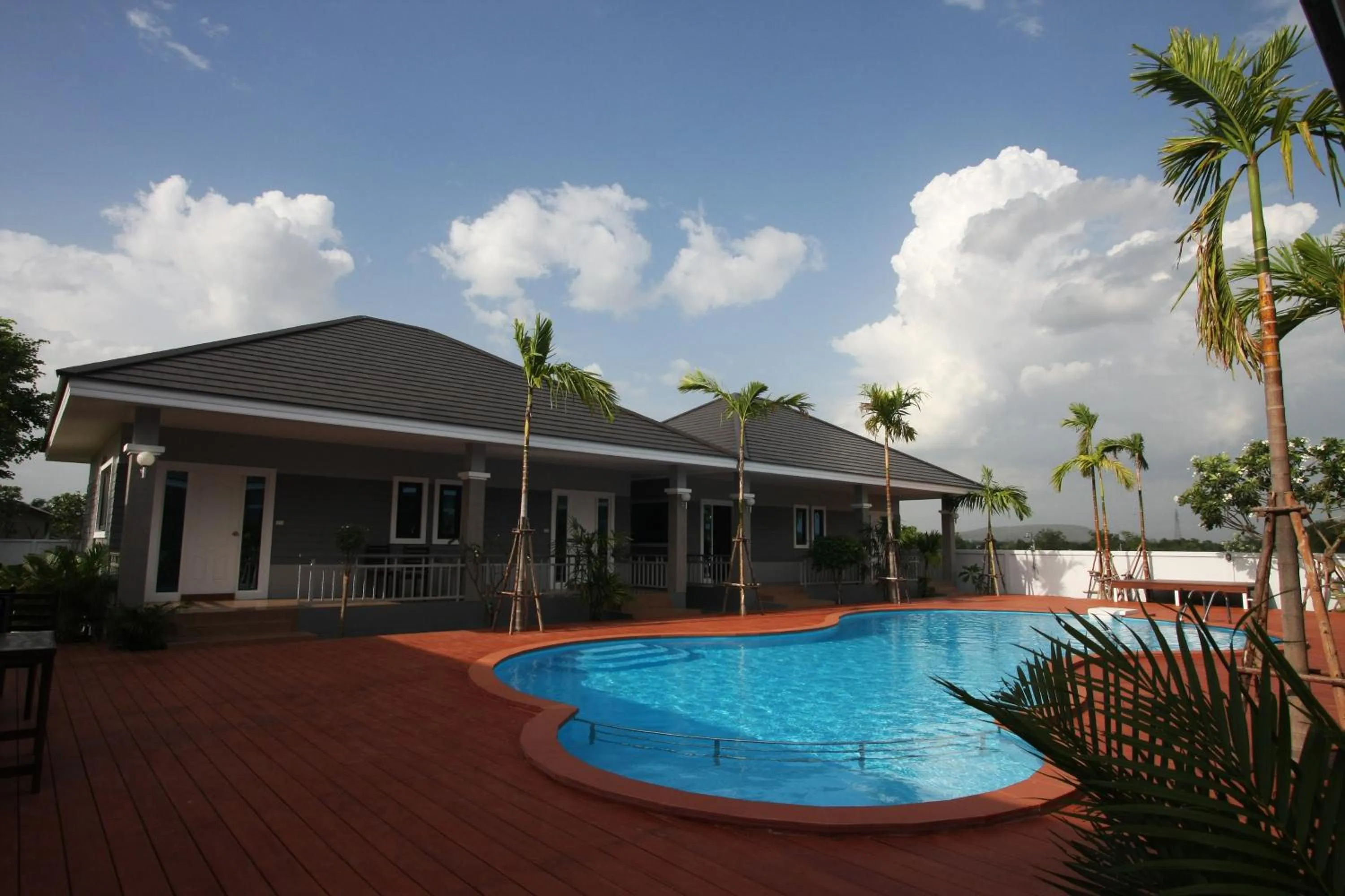 Property building in Rongsang Resort