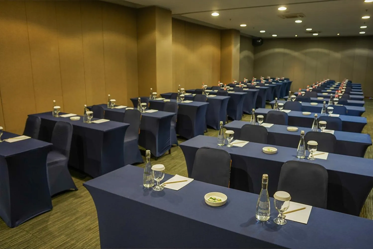 Meeting/conference room in BATIQA Hotel Palembang