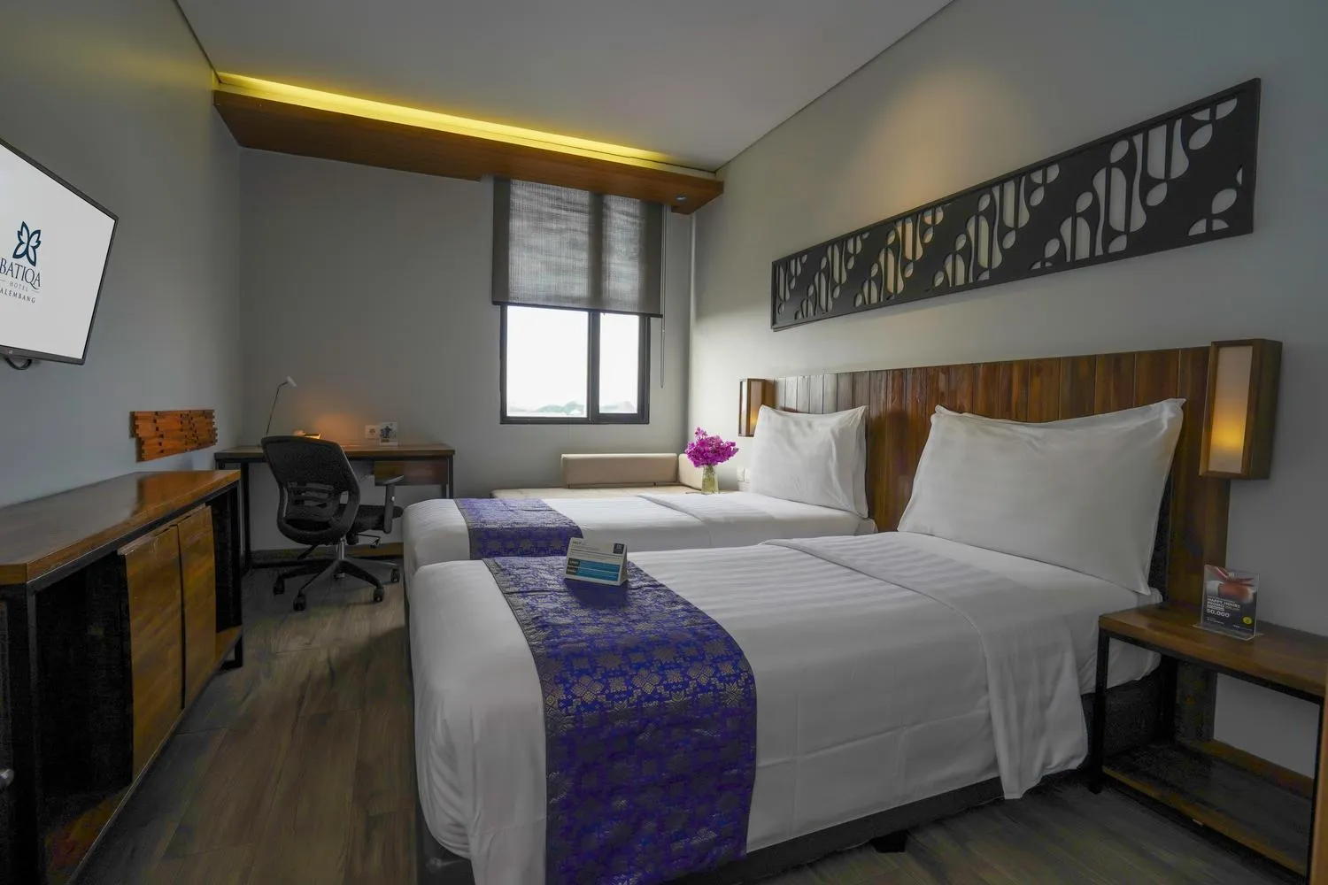 Bedroom, Bed in BATIQA Hotel Palembang