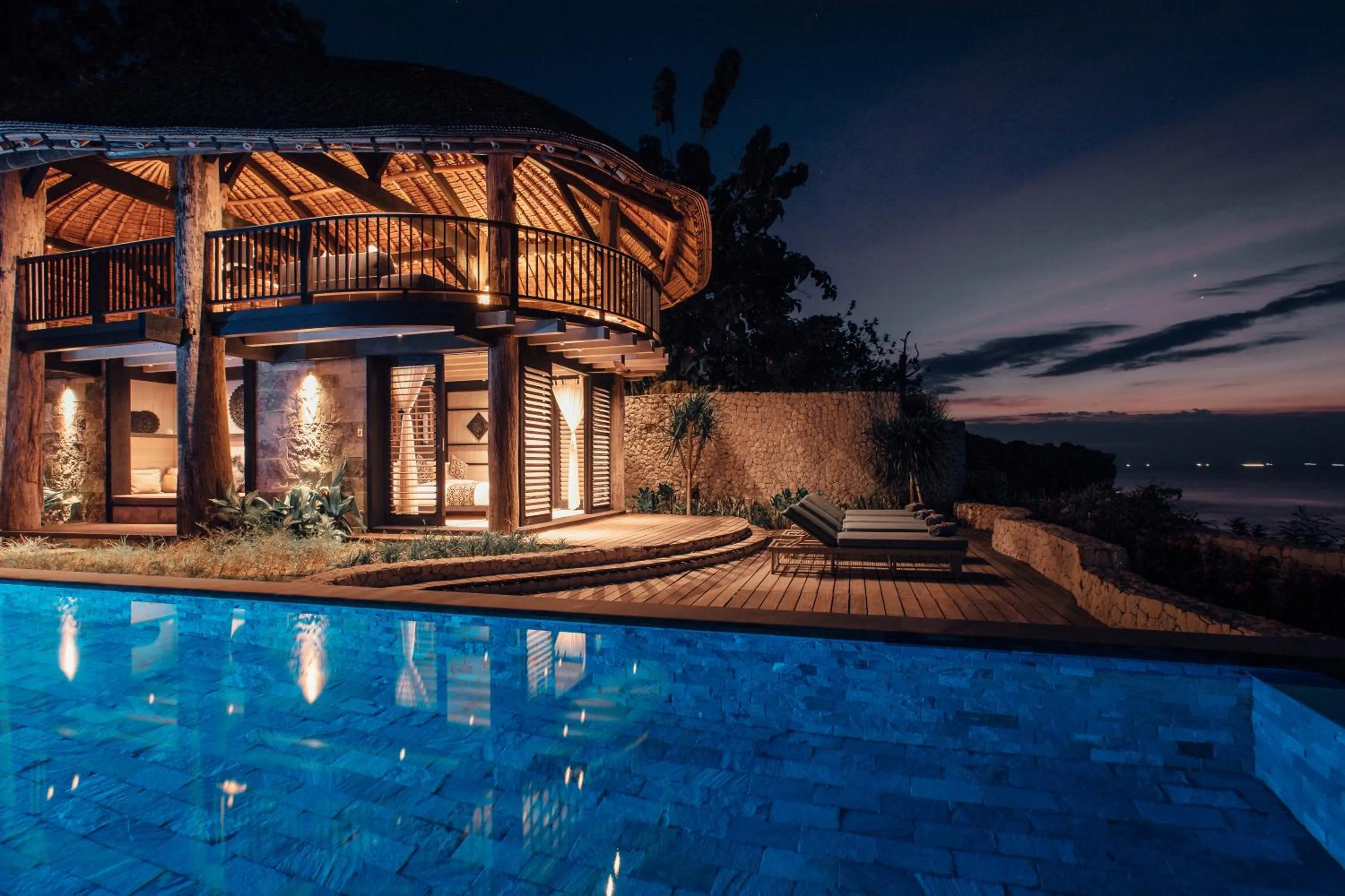 Photo of the whole room in Suarga Padang Padang