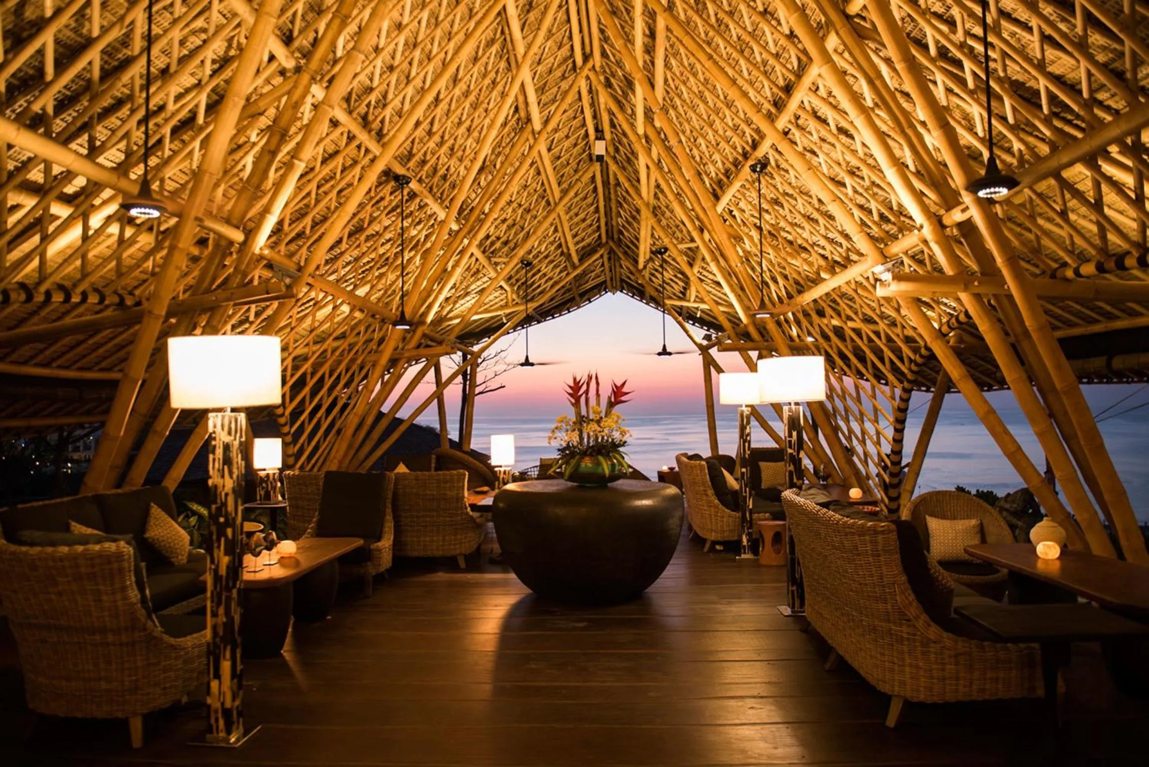 Restaurant/places to eat in Suarga Padang Padang