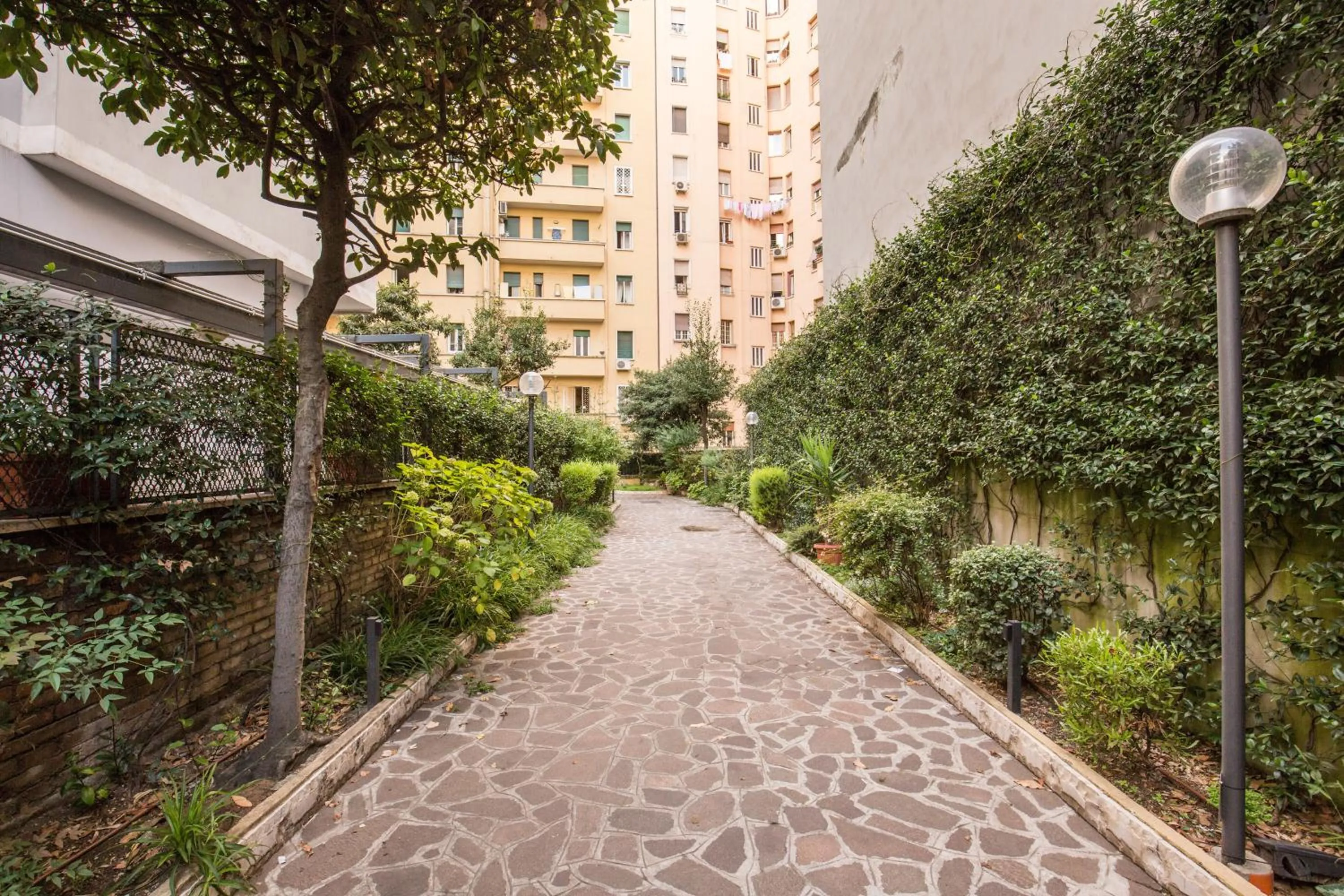 Facade/entrance in M&L Apartment - Caracalla Holiday