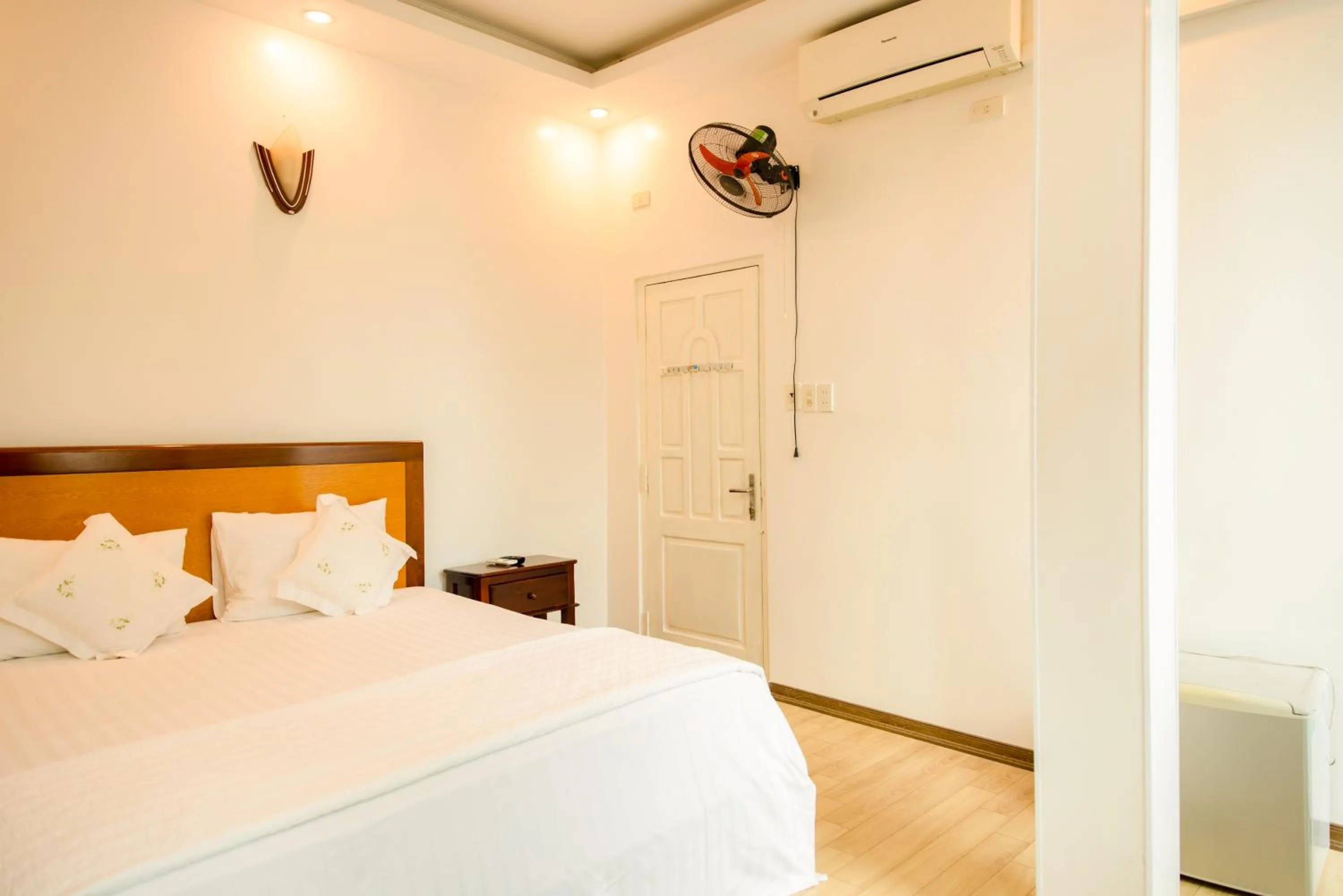 Bed in Ngoc Anh Legend Hotel