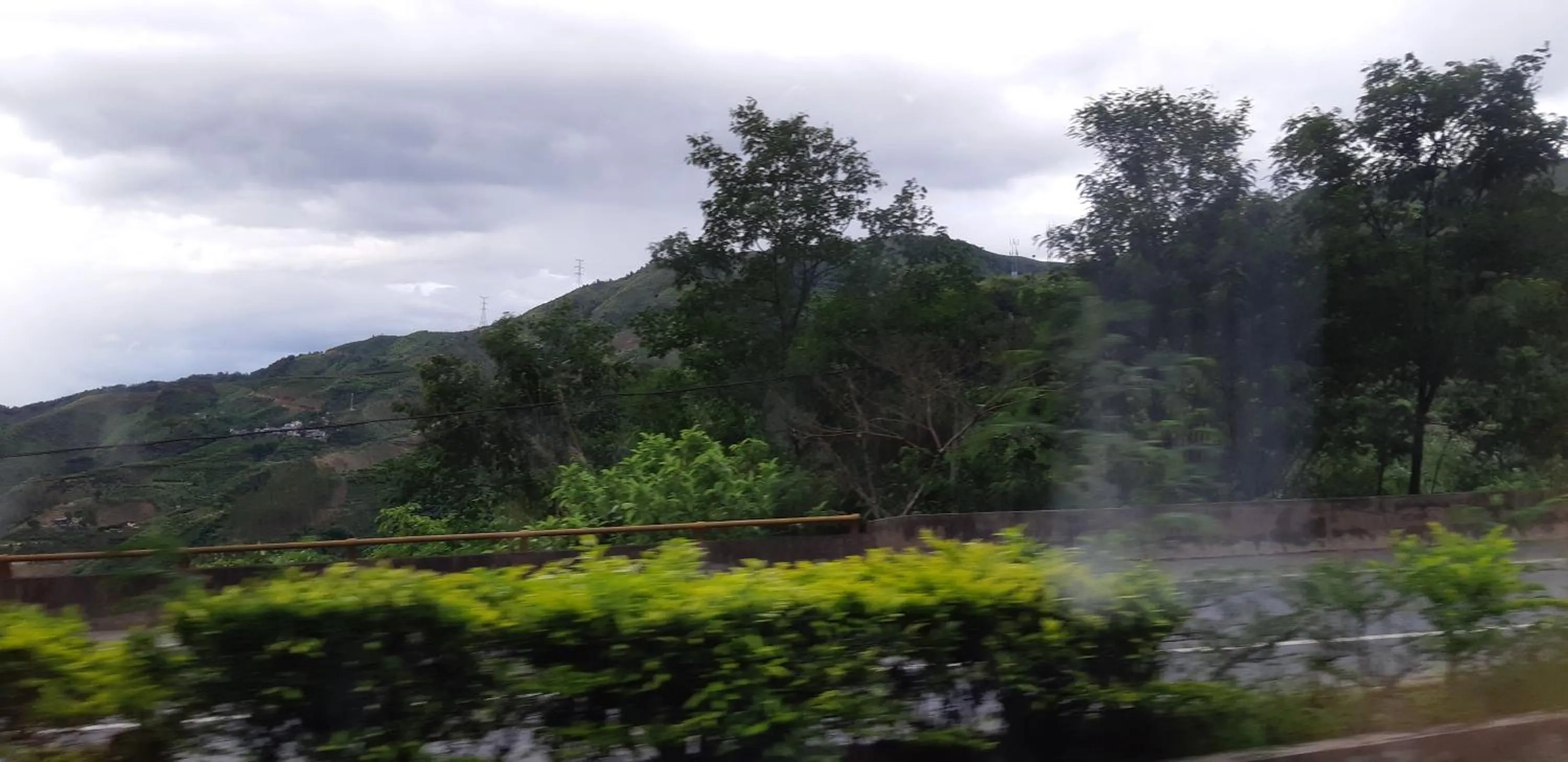 XiShuangBanNa International Aerial Garden South of Mekong River Business Hotel 傣江南商务酒店