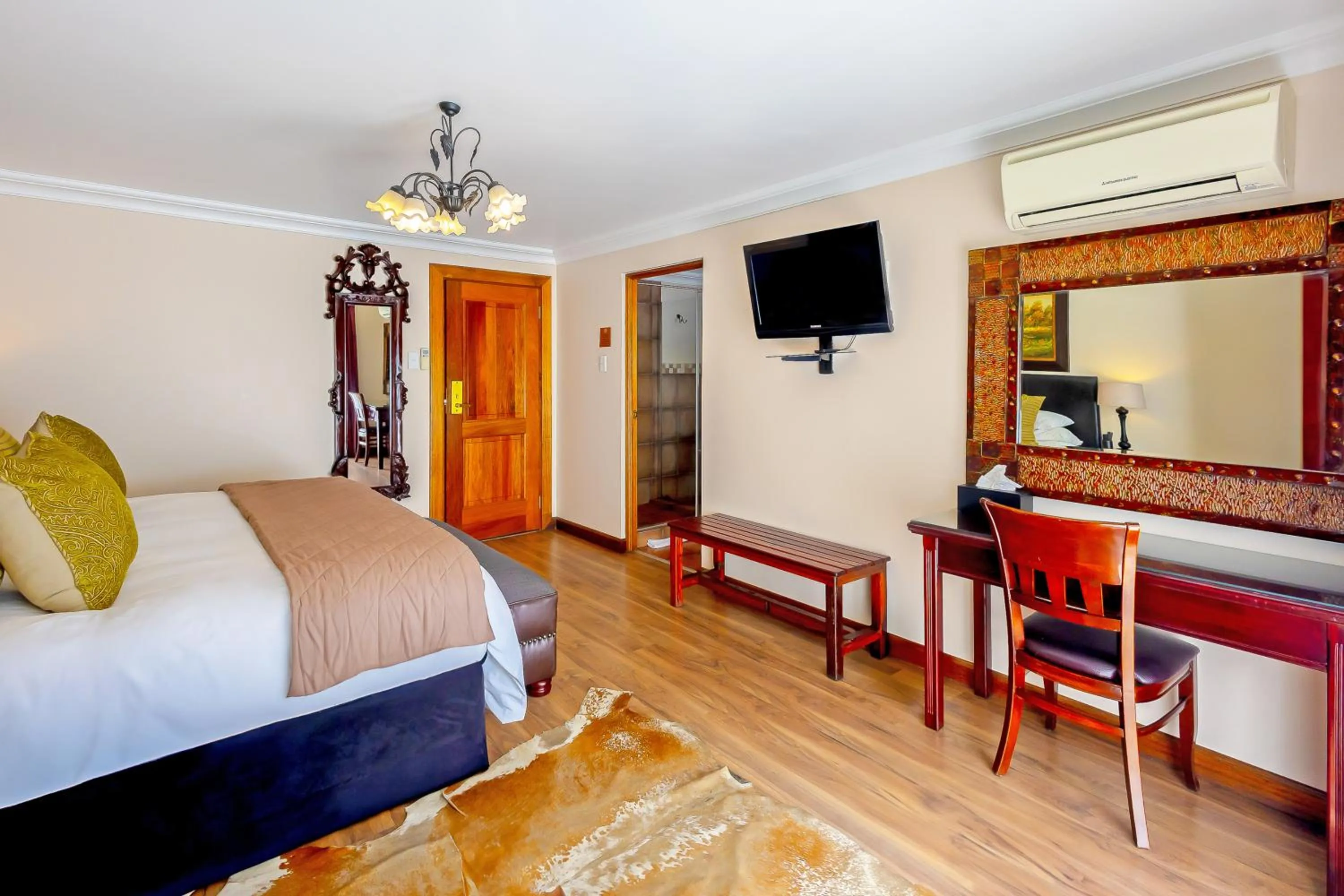 Bed in Sunward Park Guest House & Conference Center