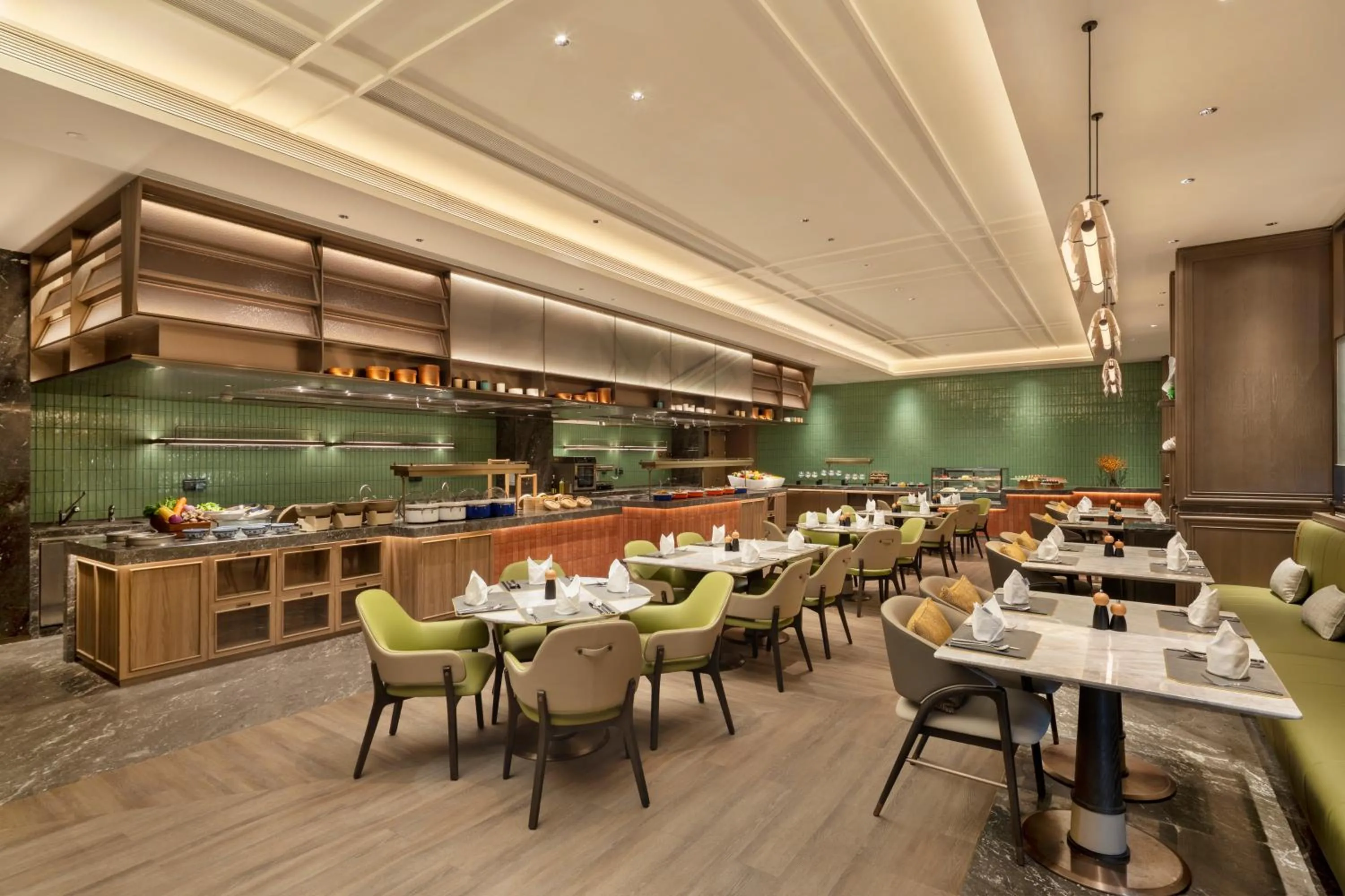 Restaurant/places to eat in Doubletree By Hilton Zhengzhou Airport Aerotropolis