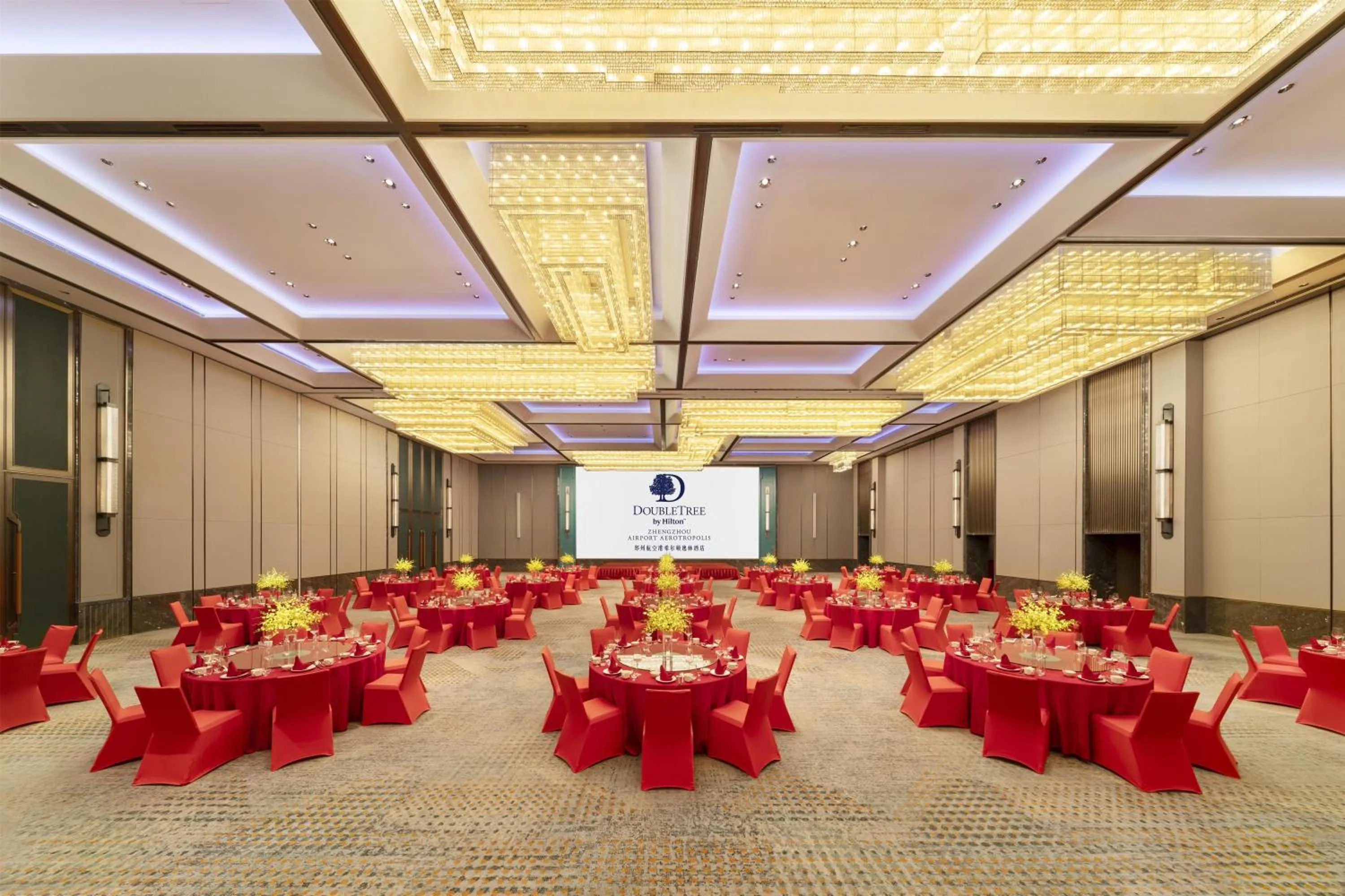 Restaurant/places to eat in Doubletree By Hilton Zhengzhou Airport Aerotropolis