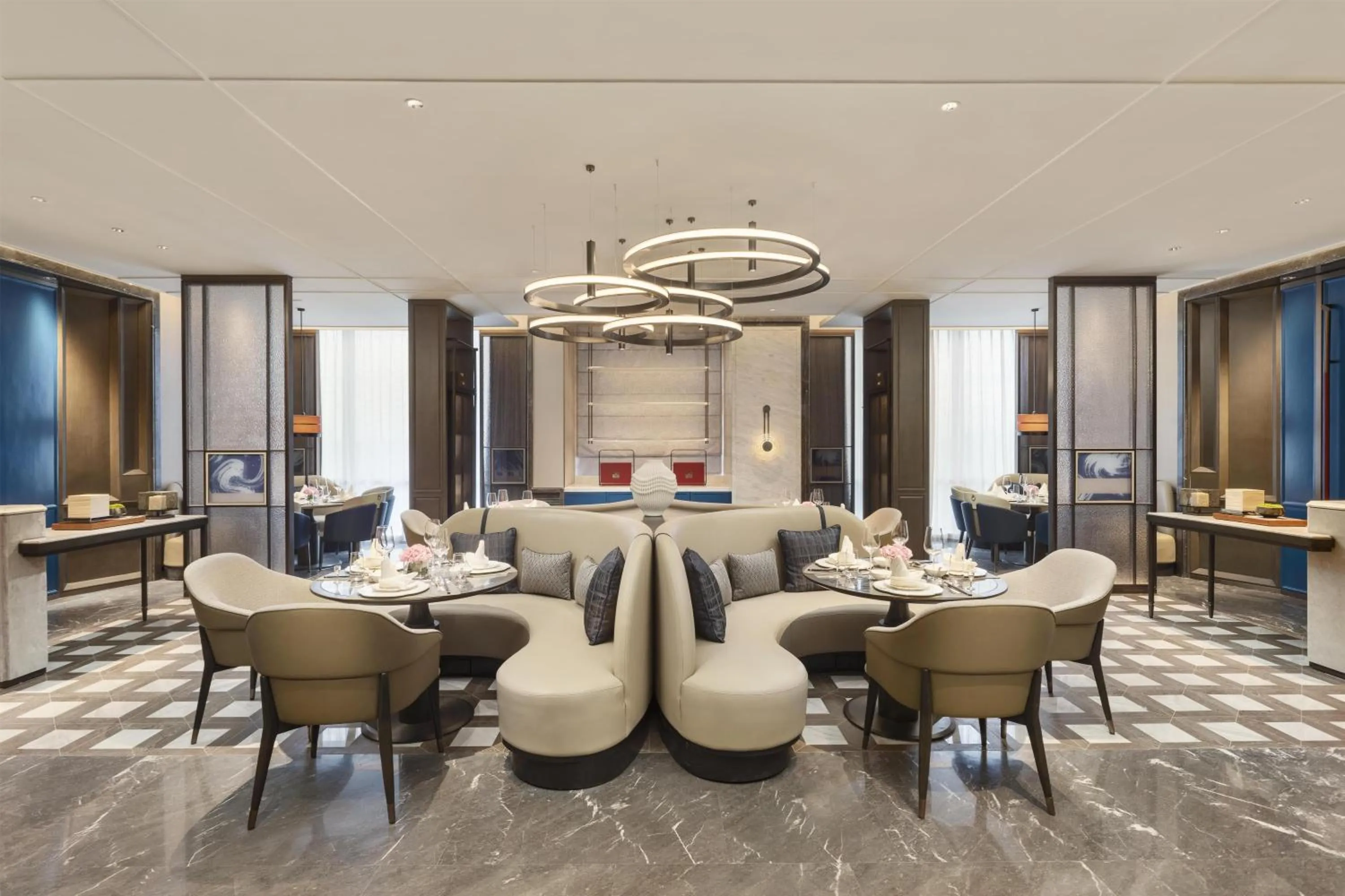 Restaurant/places to eat in Doubletree By Hilton Zhengzhou Airport Aerotropolis