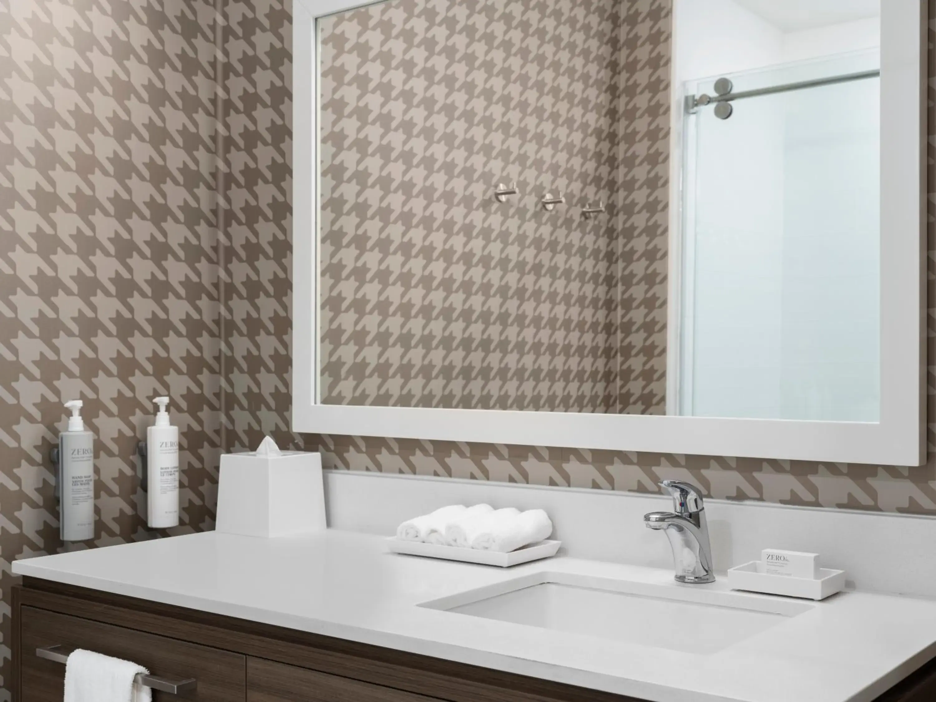 King Room with Walk-In Shower in Tru By Hilton Norwalk Des Moines King Room with Walk-In Shower in Tru By Hilton Norwalk Des Moines