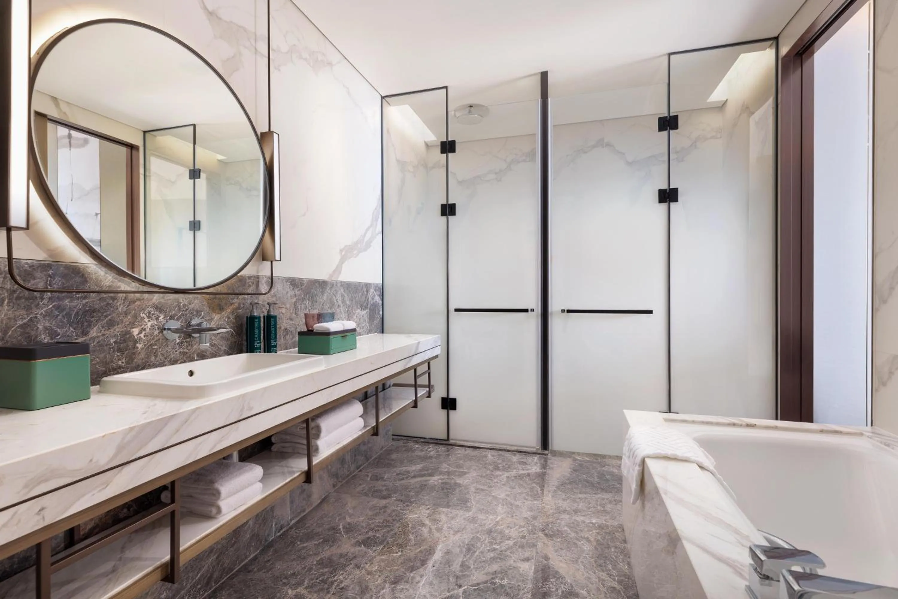 Bathroom in Hilton Shaoxing Hotel And Residences