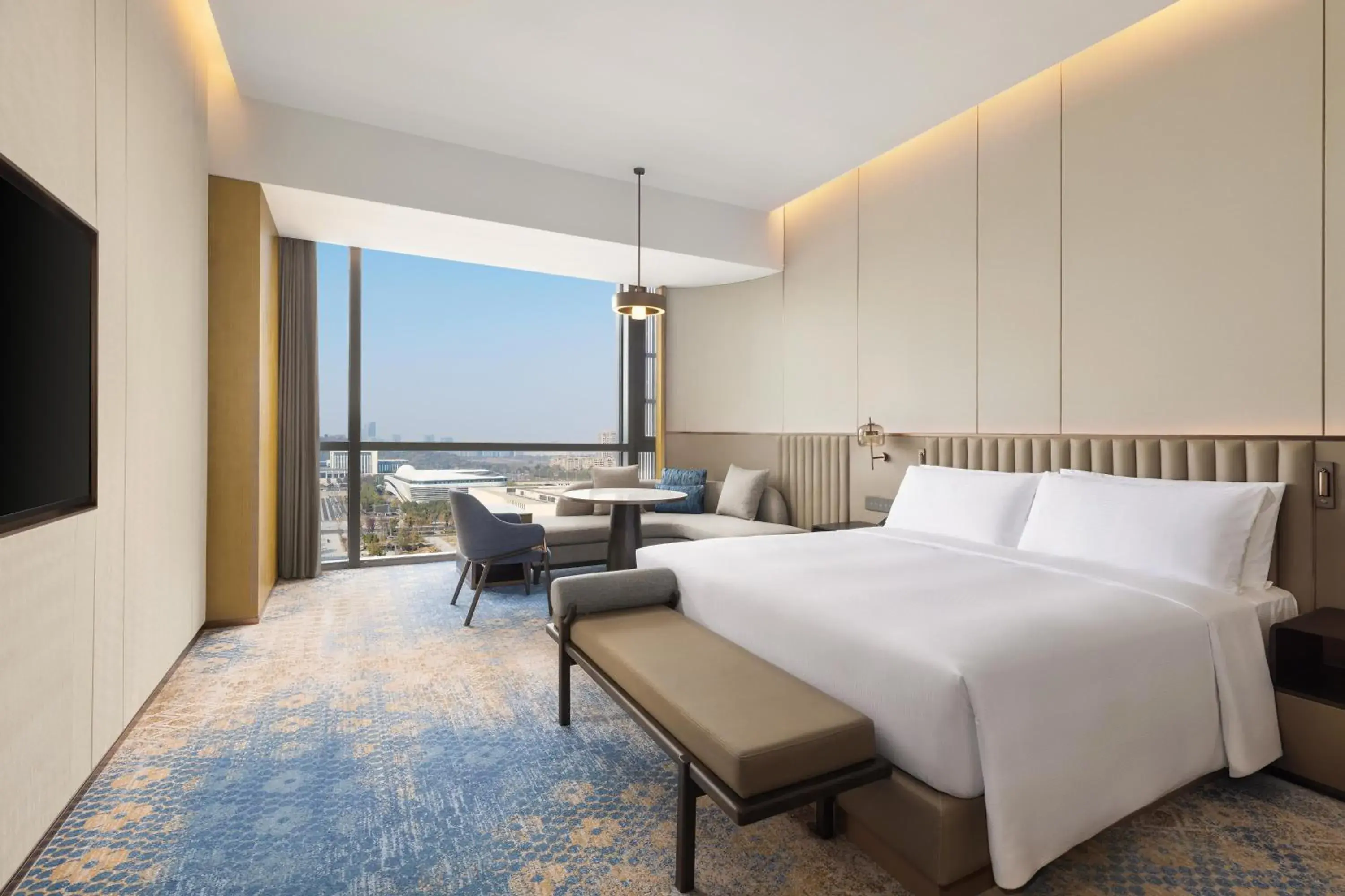 Executive King Room - single occupancy in Hilton Shaoxing Hotel And Residences Executive King Room - single occupancy in Hilton Shaoxing Hotel And Residences