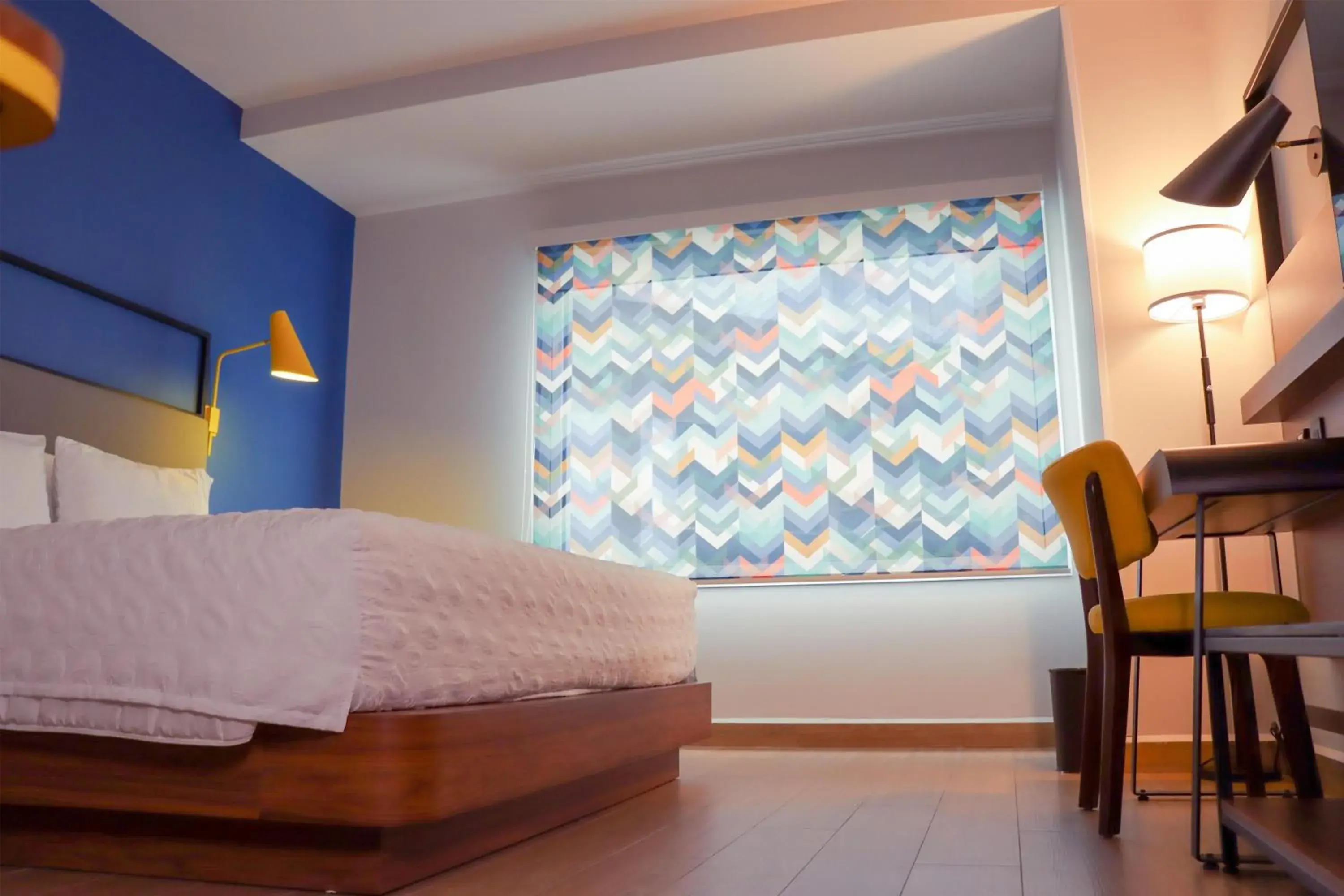 King Room with Roll-In Shower - Mobility and Hearing Access in Tru By Hilton Puebla Angelopolis King Room with Roll-In Shower - Mobility and Hearing Access in Tru By Hilton Puebla Angelopolis