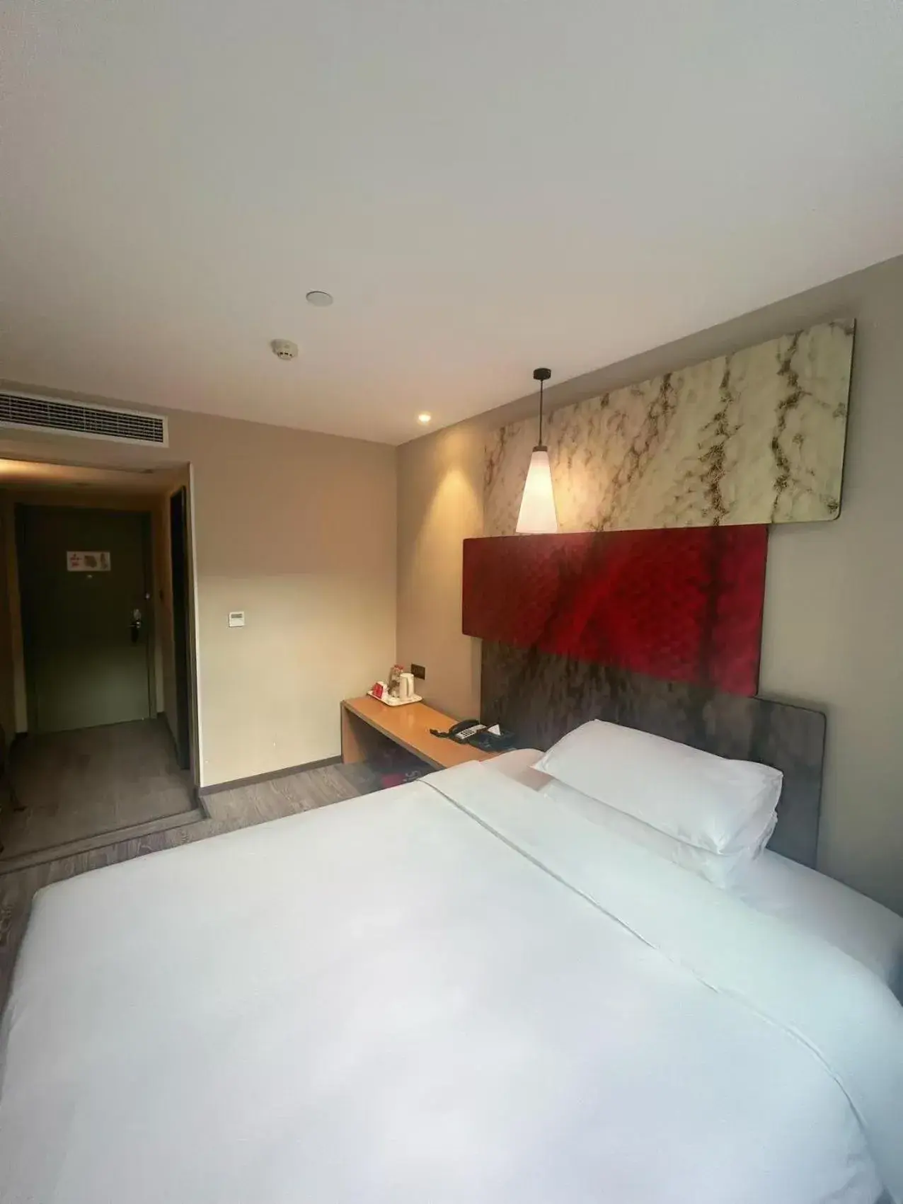 Selecetd Double Room in Ibis Chongqing Jiefangbei Pedestrian Street Selecetd Double Room in Ibis Chongqing Jiefangbei Pedestrian Street