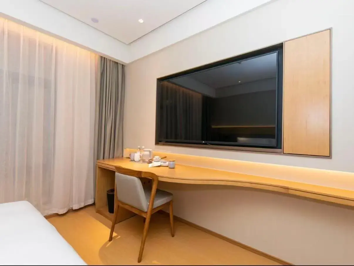 Superior Double Room with Inner View in JI Hotel Suzhou Guanqian Street Chayuanchang Metro Station Superior Double Room with Inner View in JI Hotel Suzhou Guanqian Street Chayuanchang Metro Station