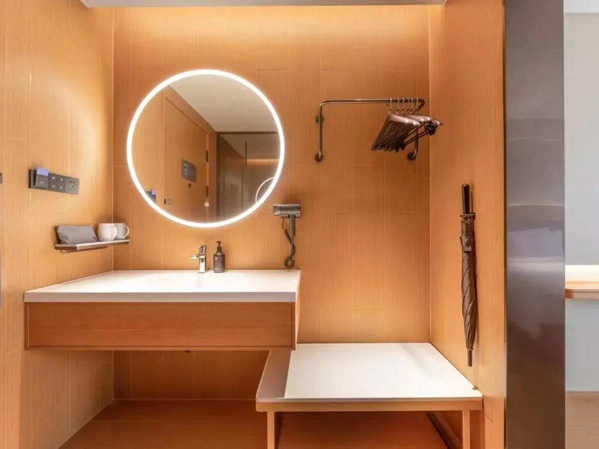 JI Hotel Suzhou Guanqian Street Chayuanchang Metro Station