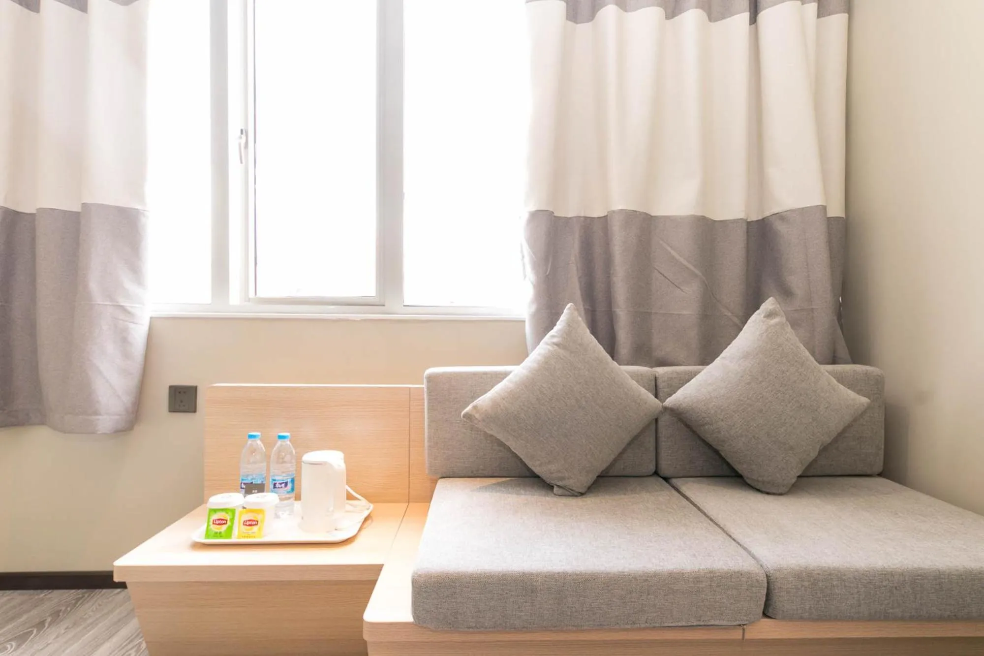 Photo of the whole room in Ibis Shanghai Caohejing Hongcao Road