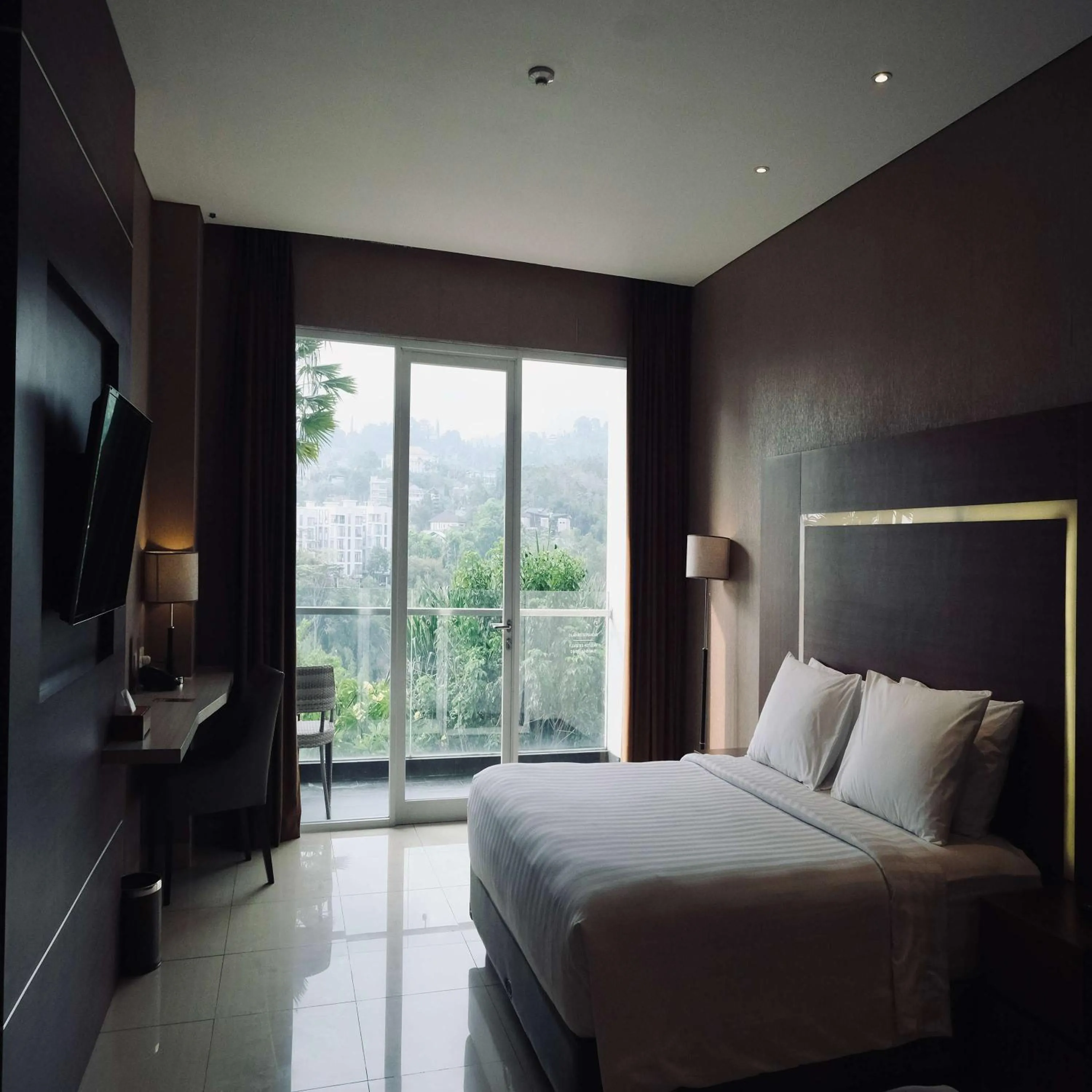 Bed in Clove Hotel Bandung