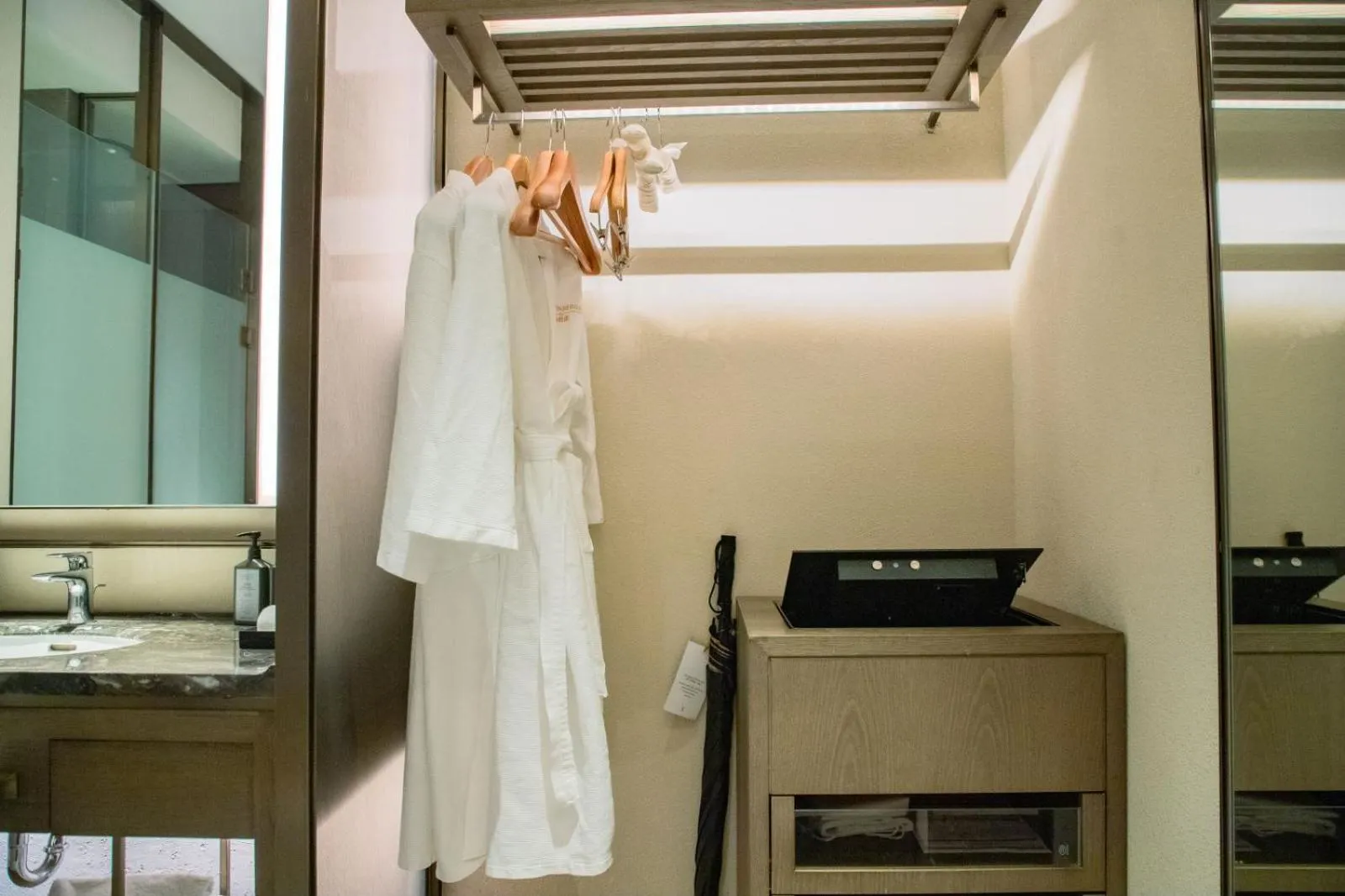 Deluxe Twin Room with Garden View in Steigenberger Hotel Chongqing