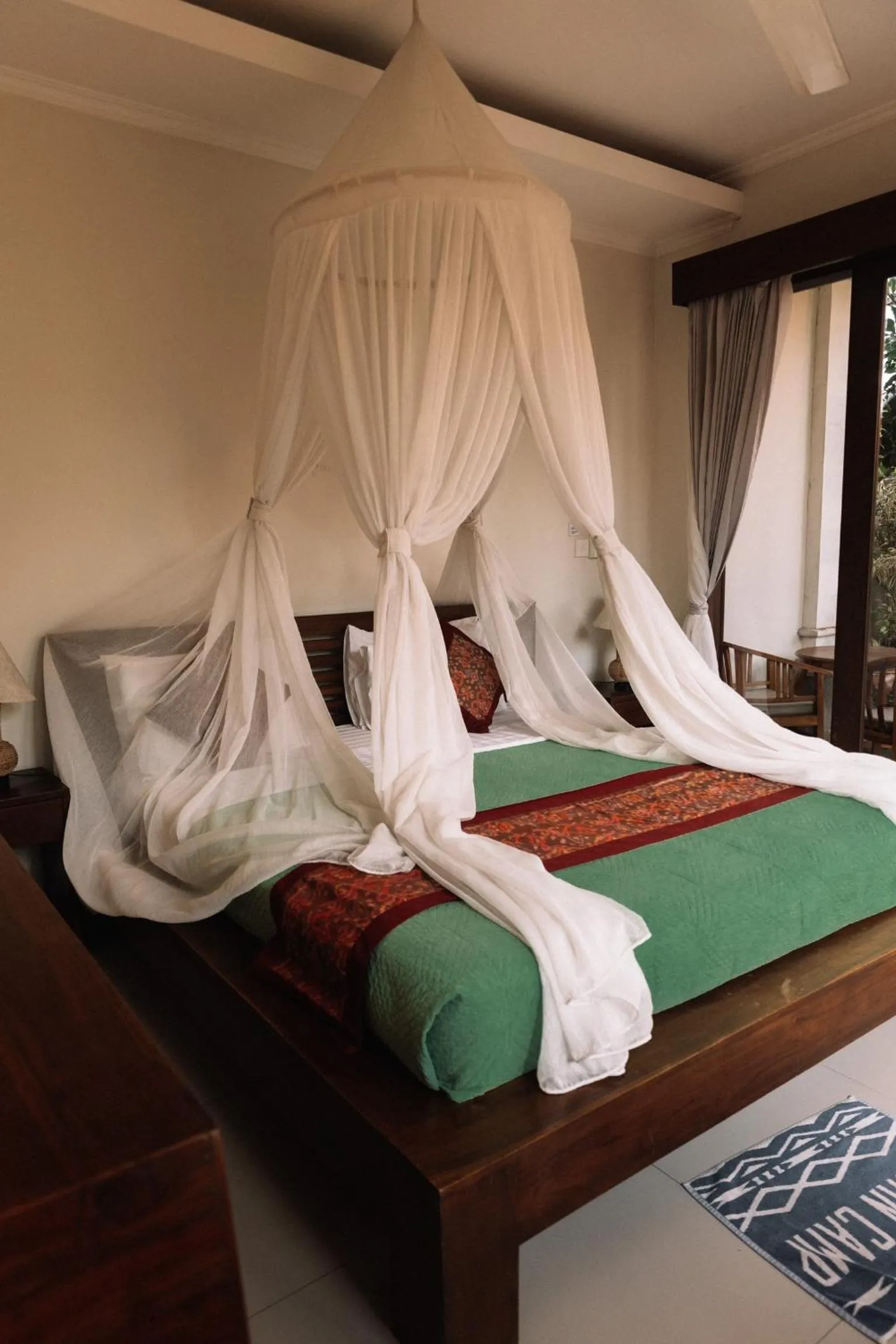 Bed in Merthayasa Bungalow 2