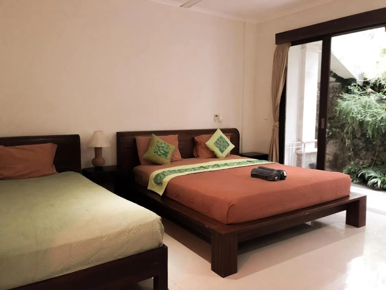 Bed in Merthayasa Bungalow 2