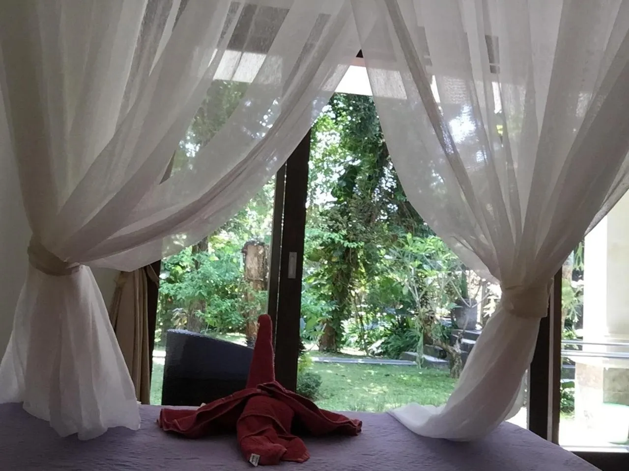 Garden view in Merthayasa Bungalow 2