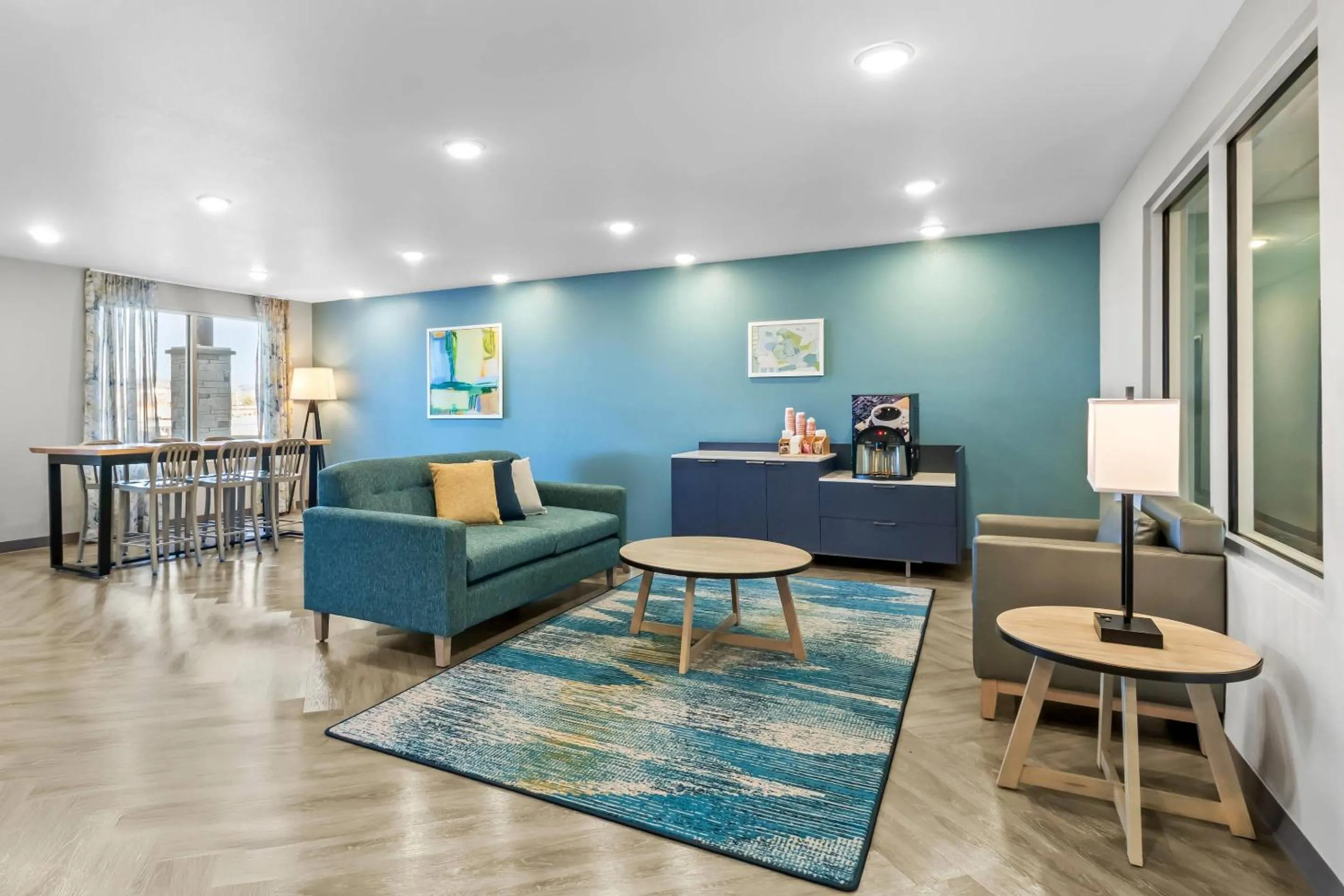 Lobby or reception in WoodSpring Suites Washington Meadowlands PA