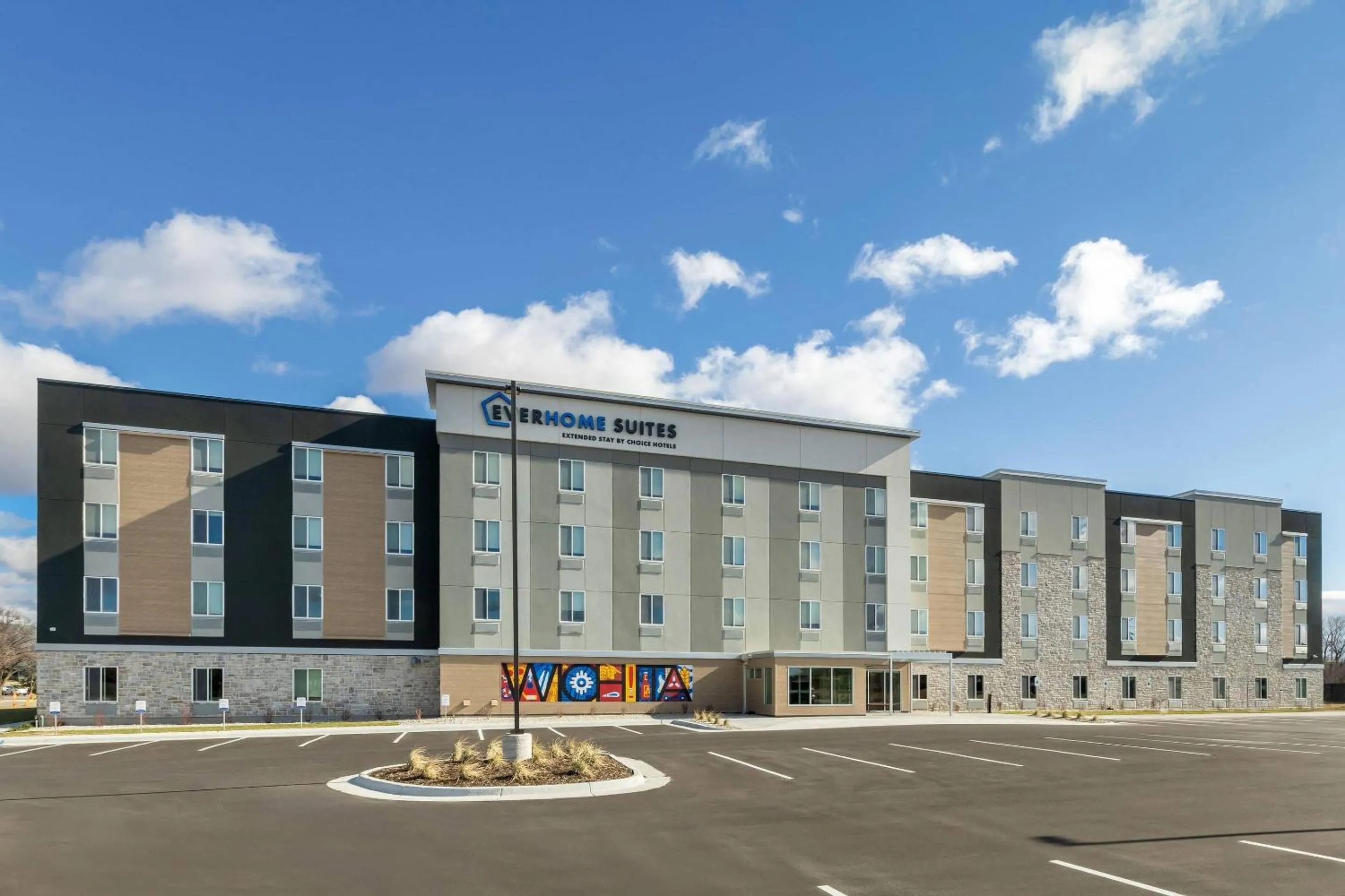 Everhome Suites Wichita Northeast by Choice Hotels