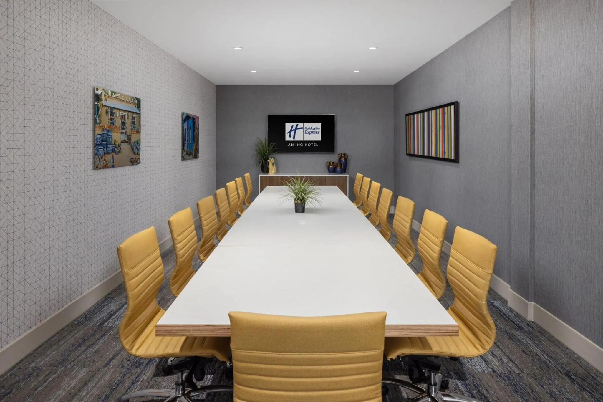 Meeting/conference room in Holiday Inn Express & Suites Phoenix West - Buckeye by IHG