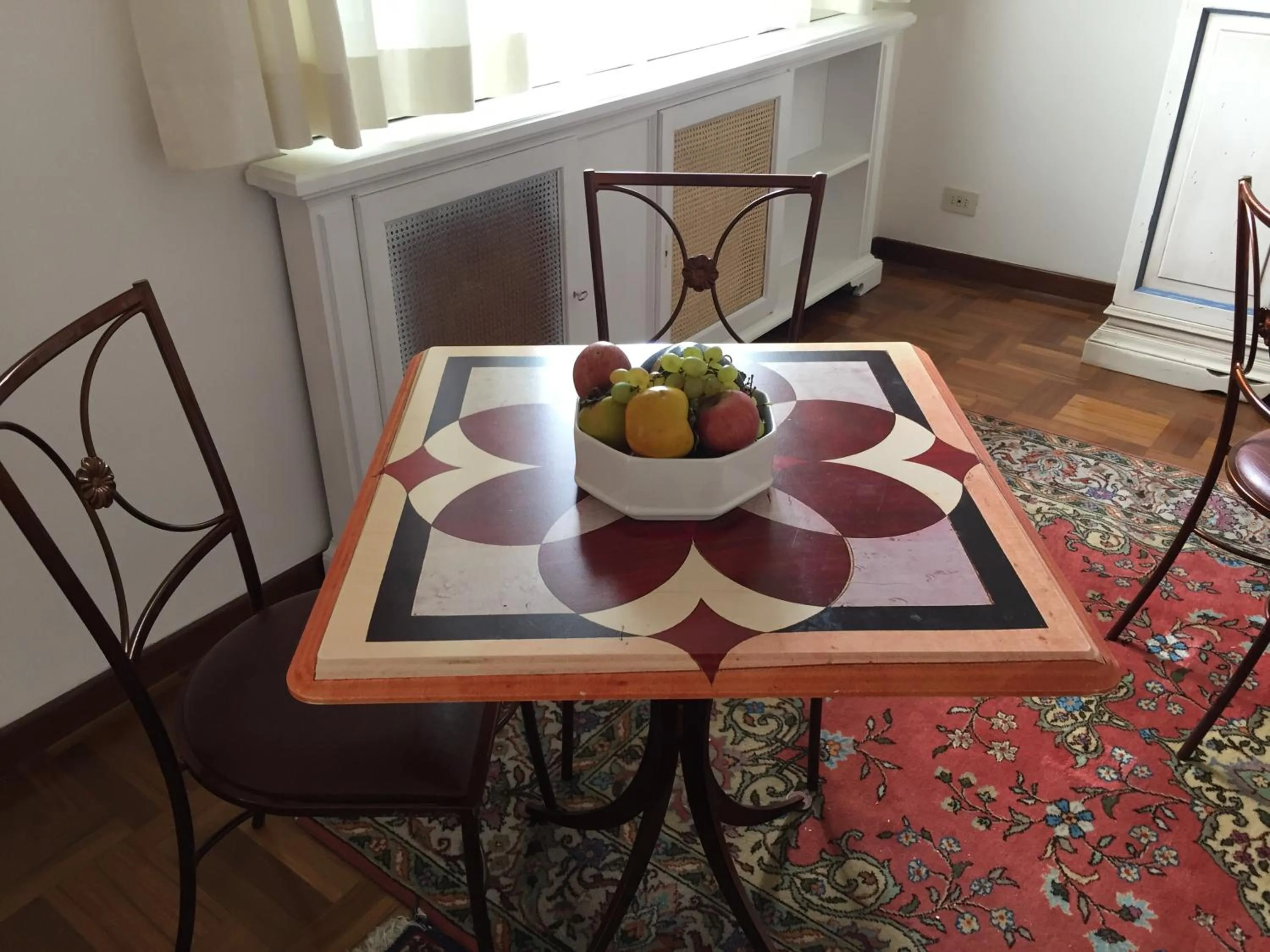 Communal lounge/ TV room in VillaGiò B&B