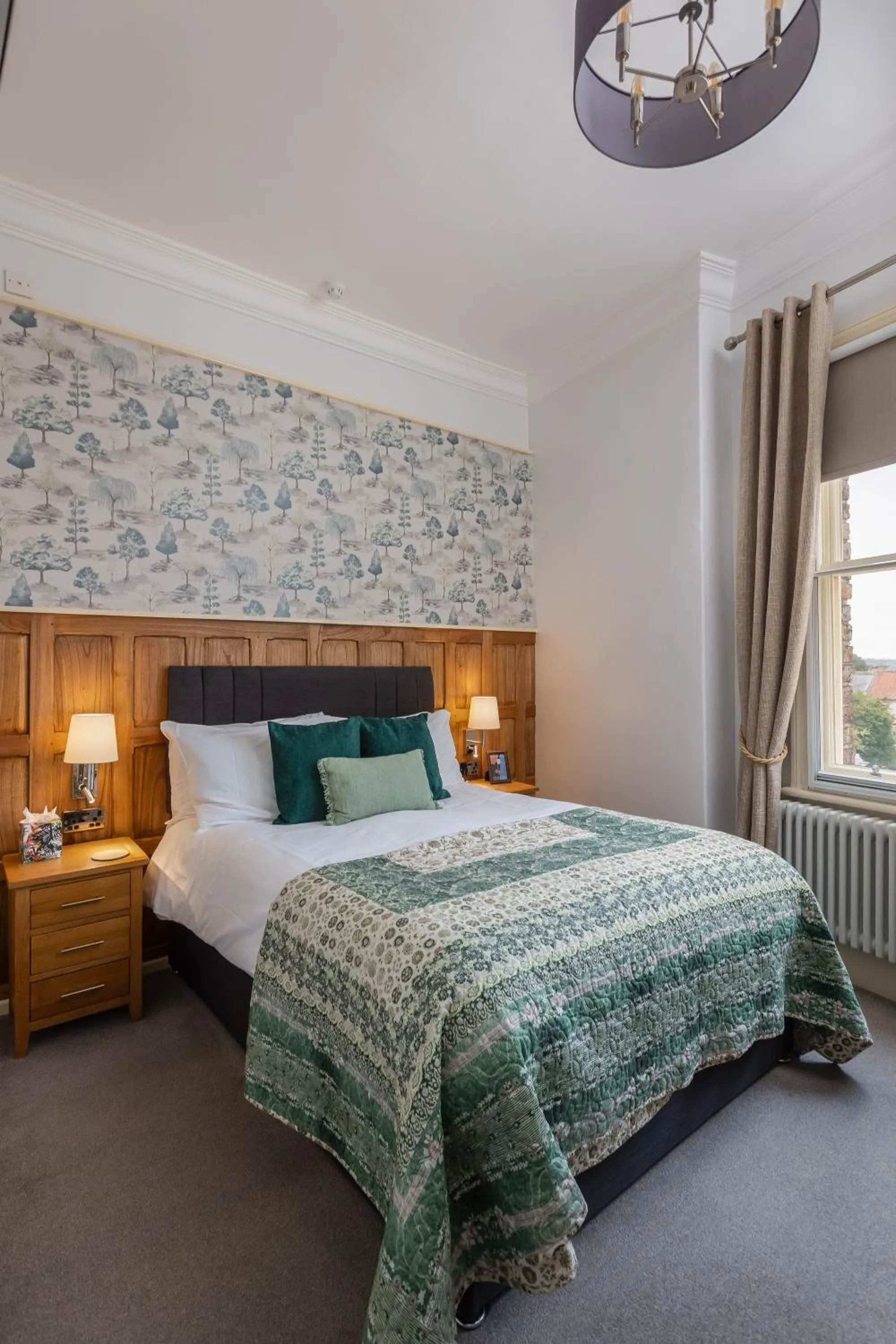 Bed in The Black Swan Inn