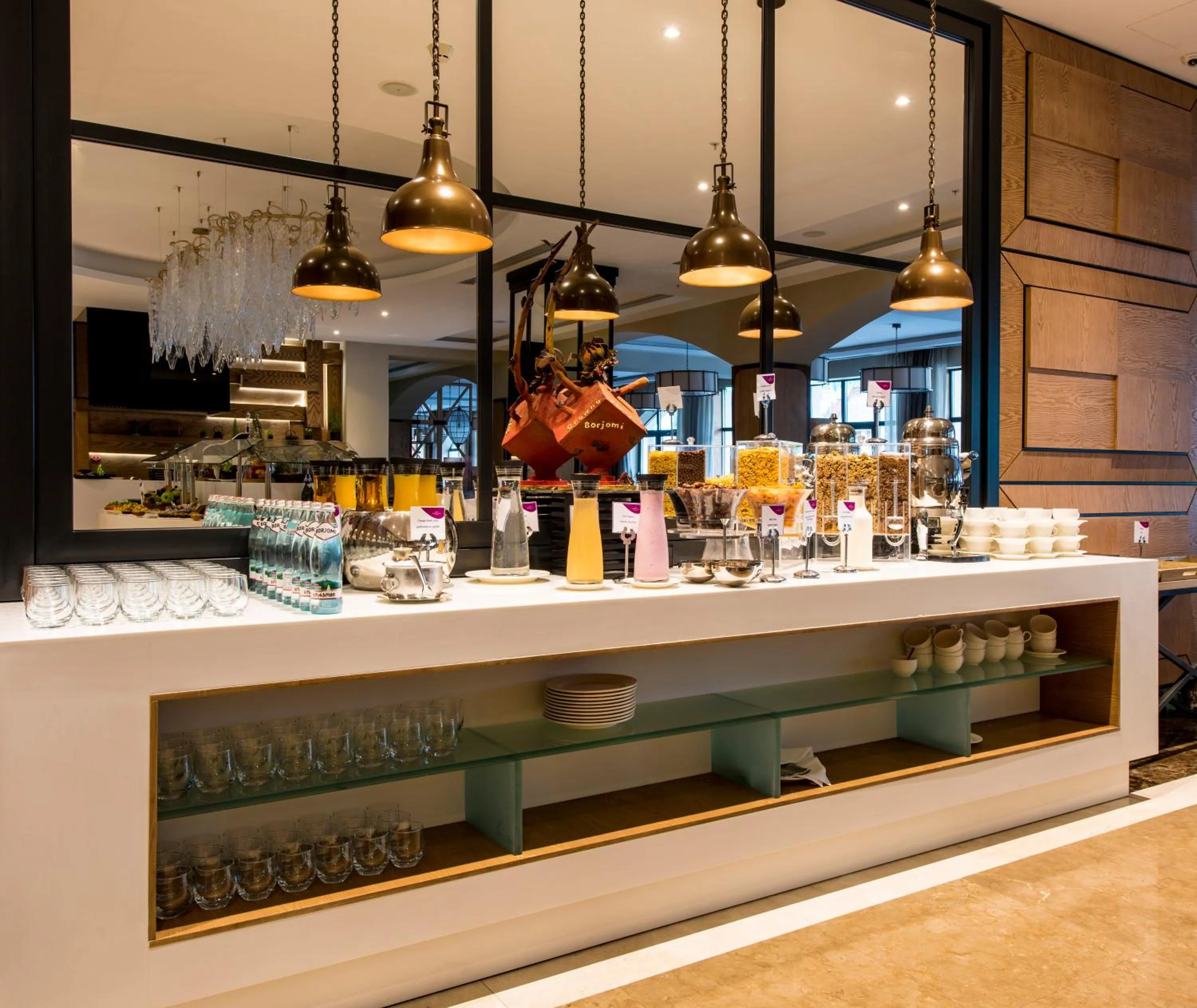 Breakfast in Crowne Plaza - Borjomi by IHG