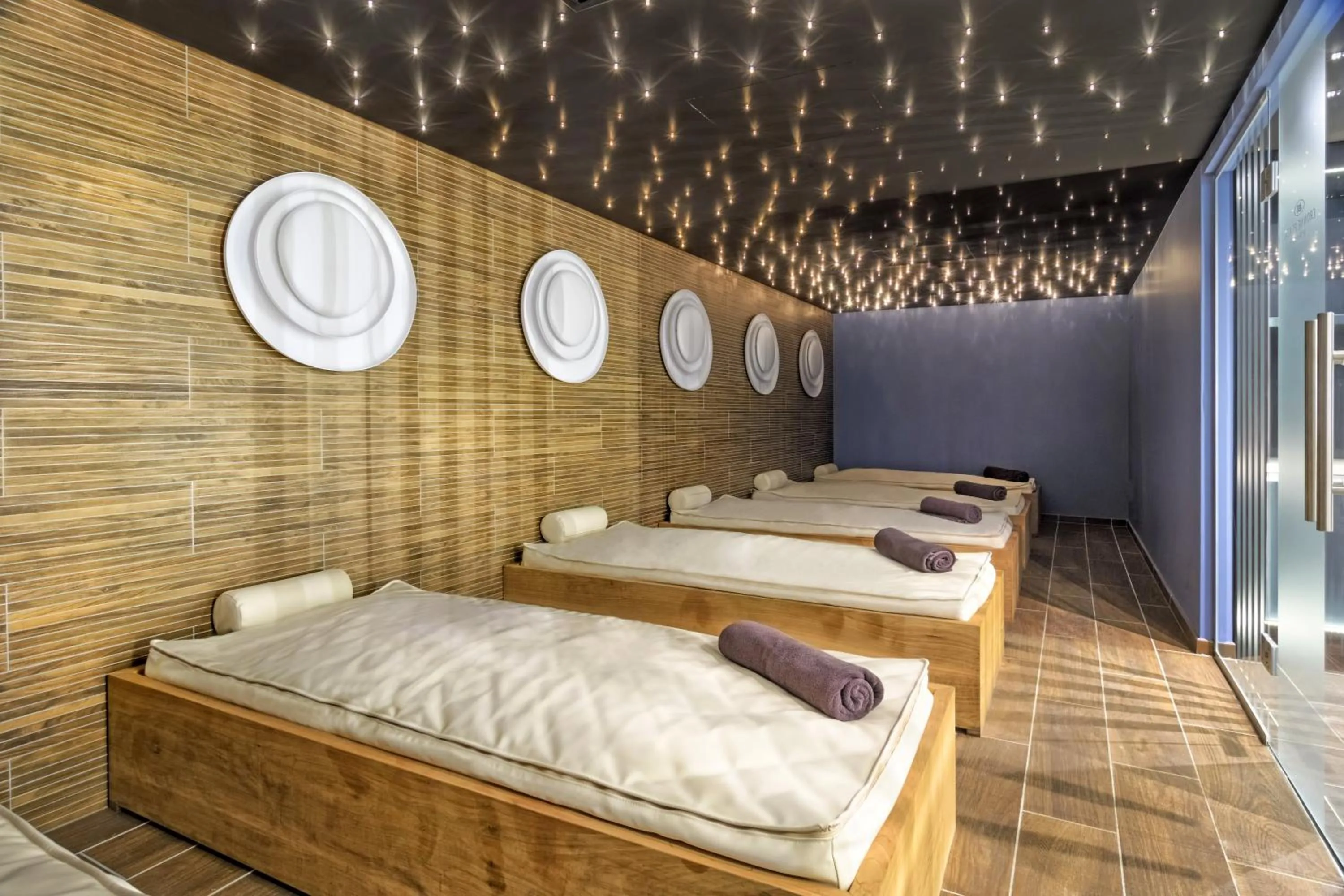 Spa and wellness centre/facilities, Bed in Crowne Plaza - Borjomi by IHG