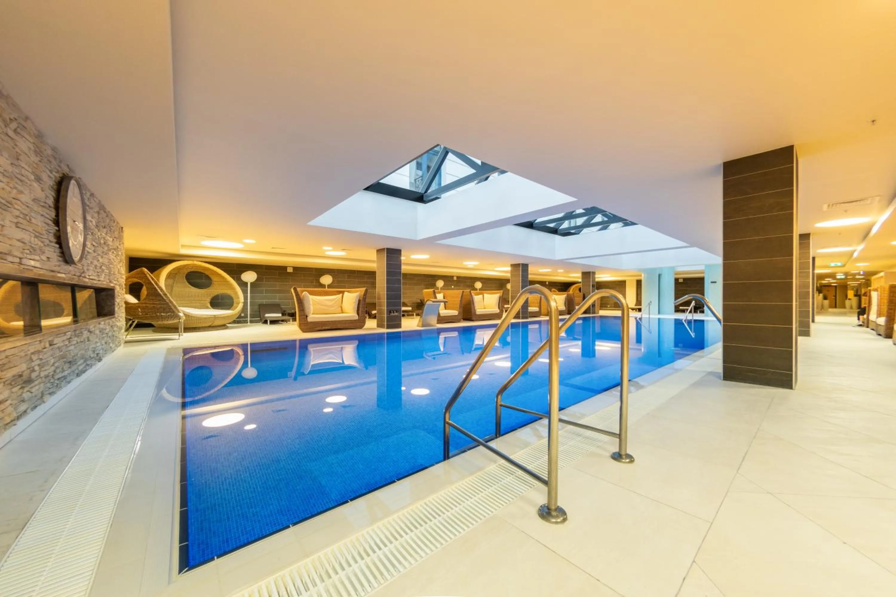 Swimming pool in Crowne Plaza - Borjomi by IHG