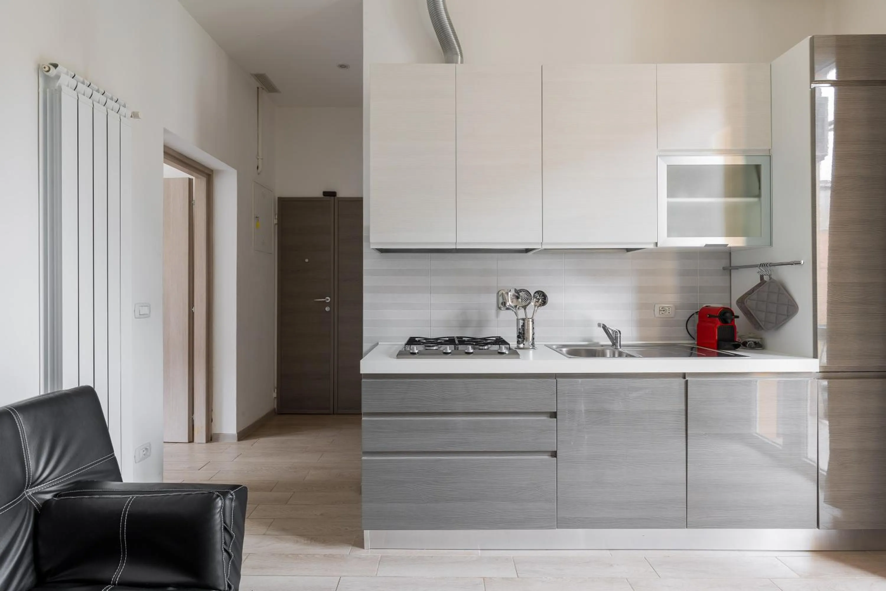 Kitchen or kitchenette in Bologna Suite