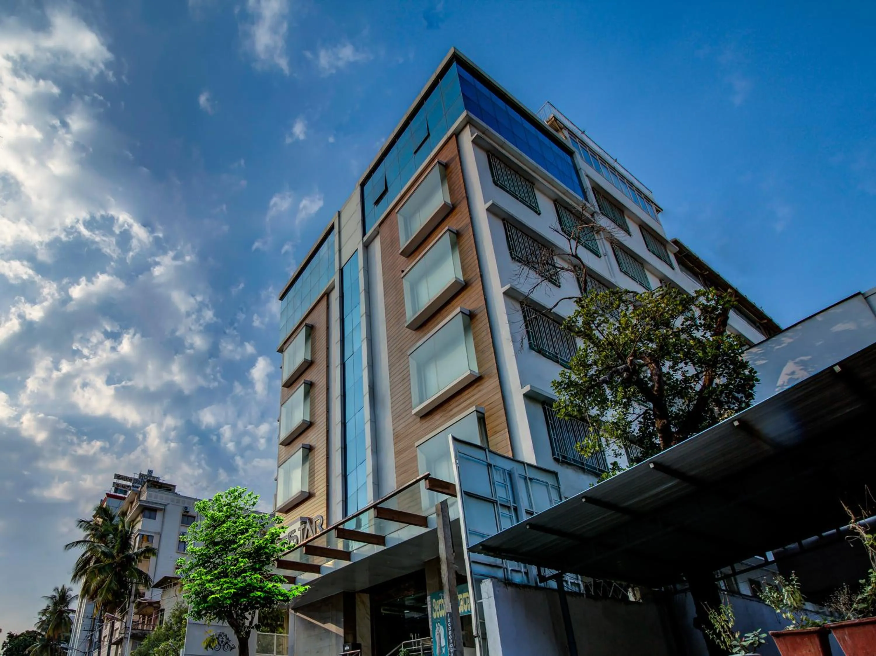 Property building in MySpace Hotels Silverstar