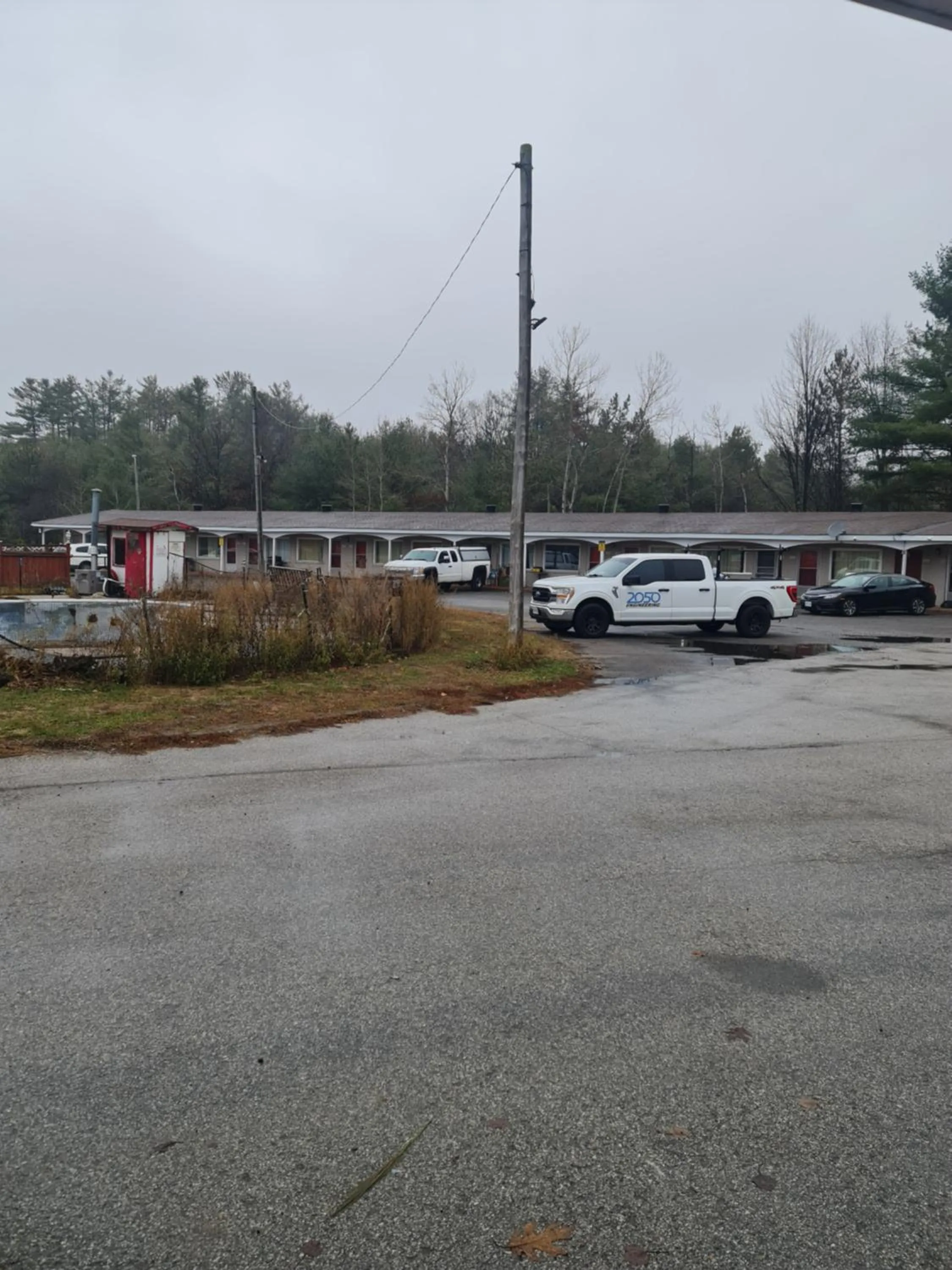 Skyways Motel