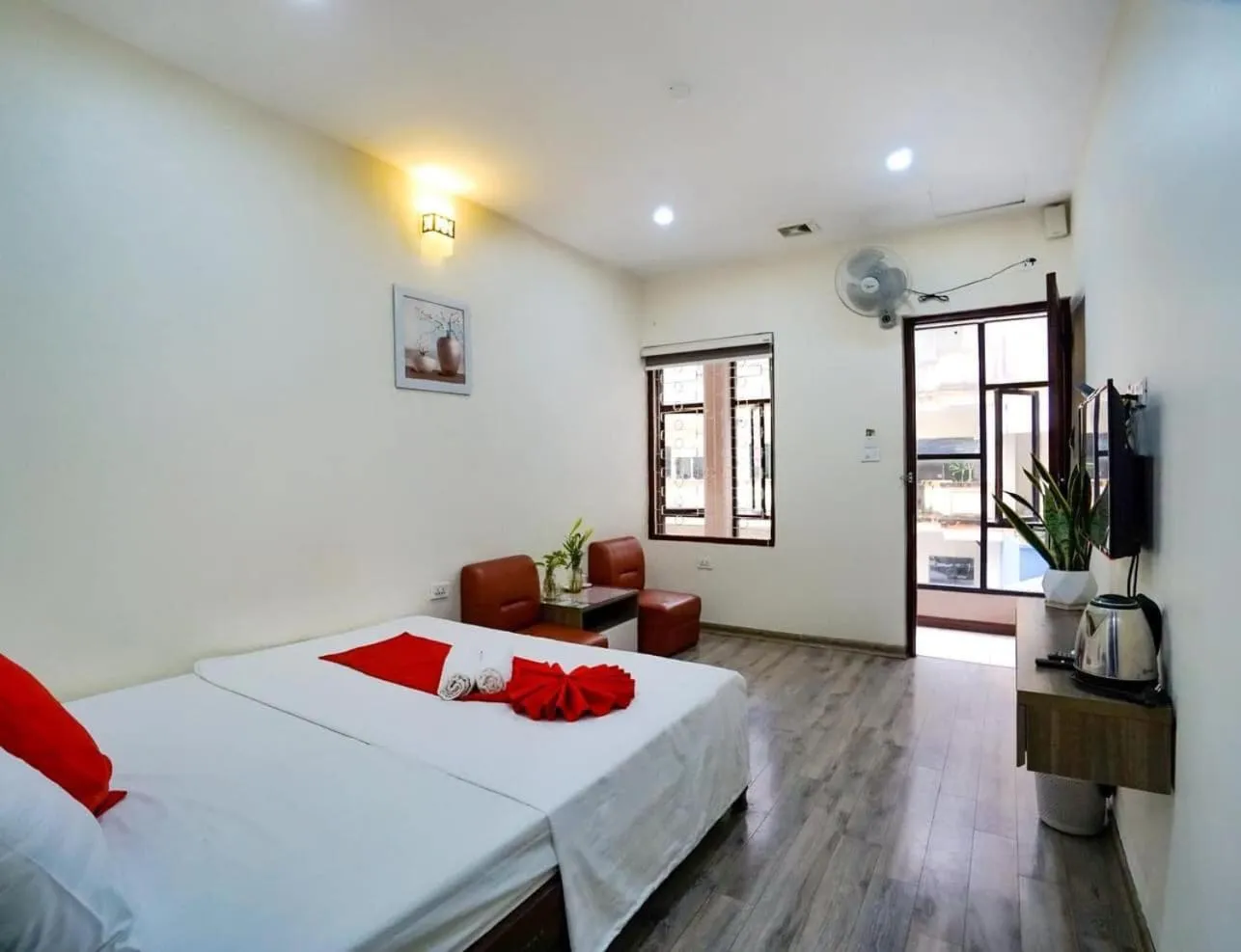 Bed in Hotel Giao Thông