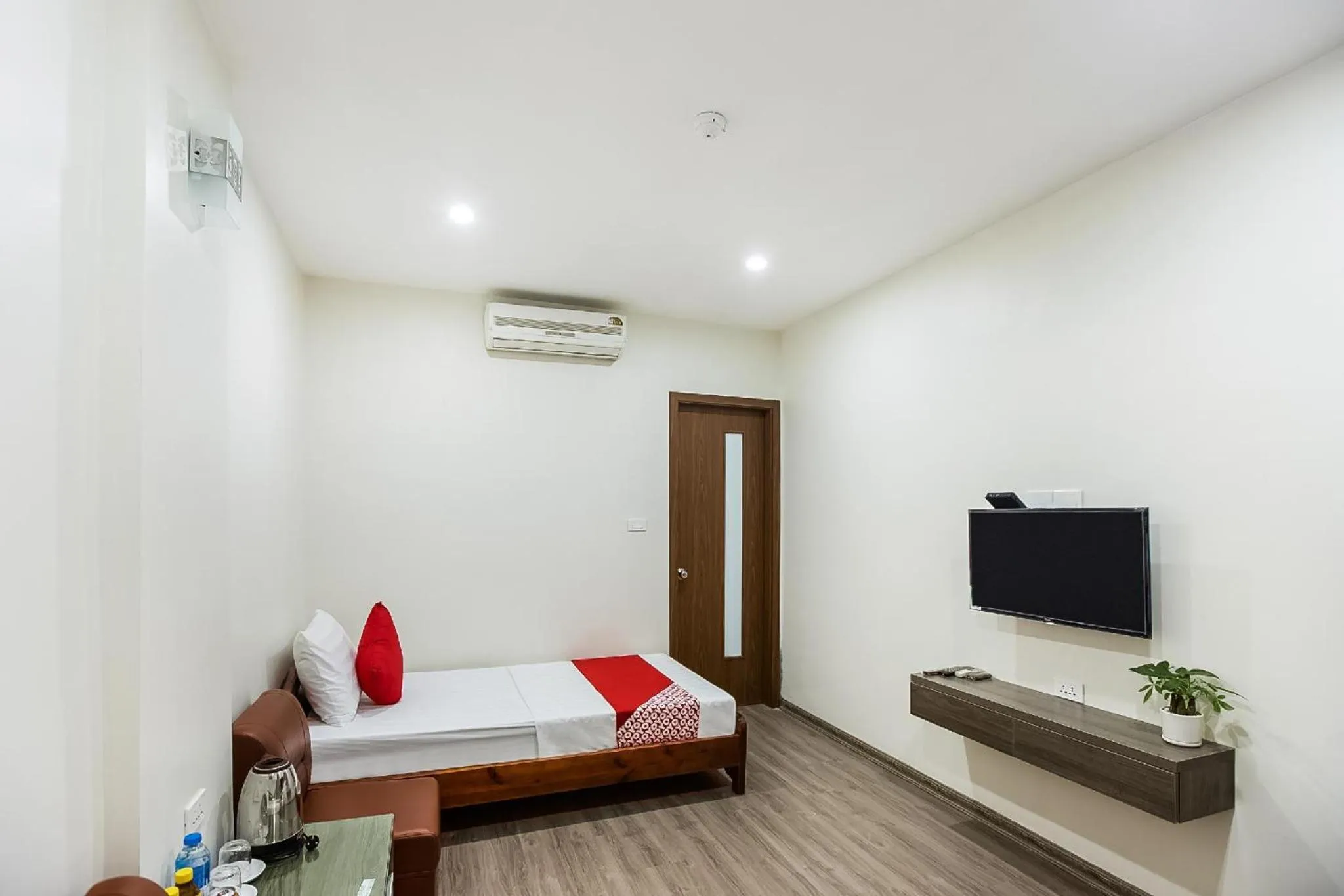 Bed in Hotel Giao Thông