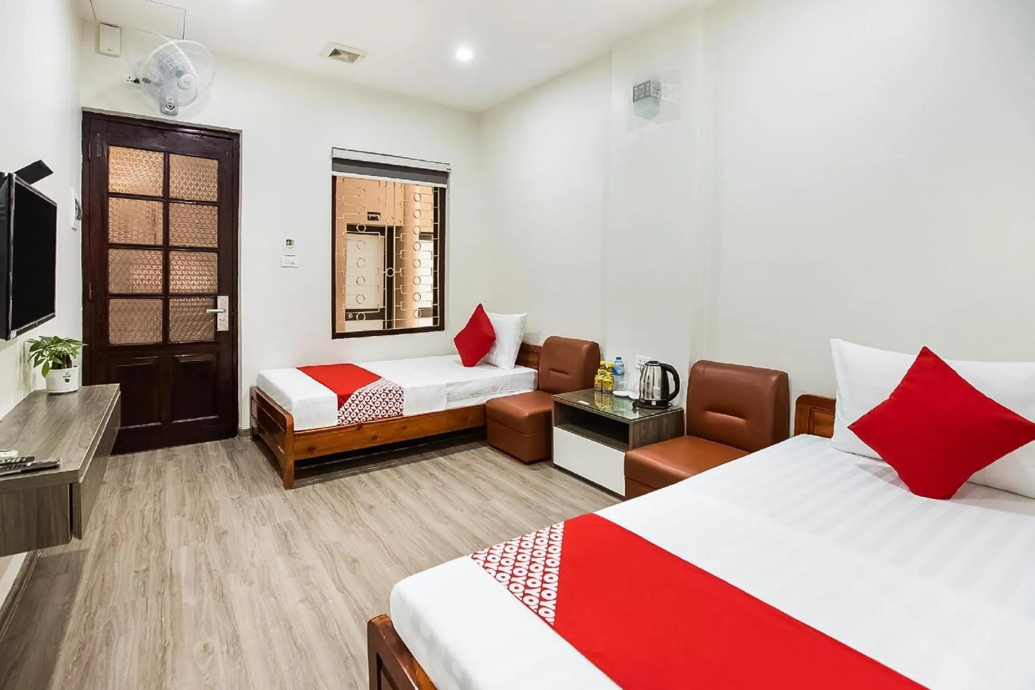 Bed in Hotel Giao Thông