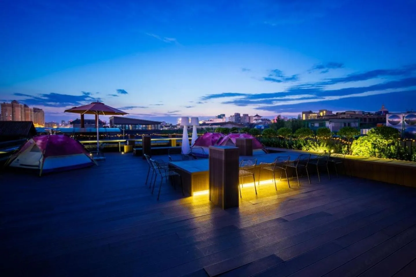 Property building in CitiGO Hotel, South Gate of Xi'an Bell Tower